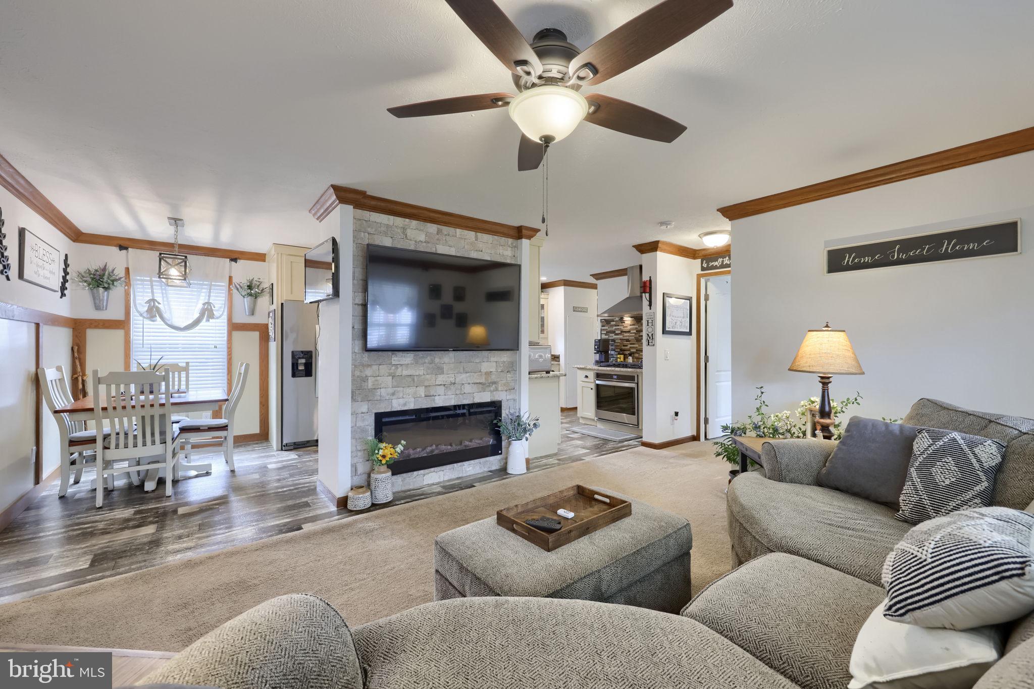 SUNSET ESTATES MHP - Residential