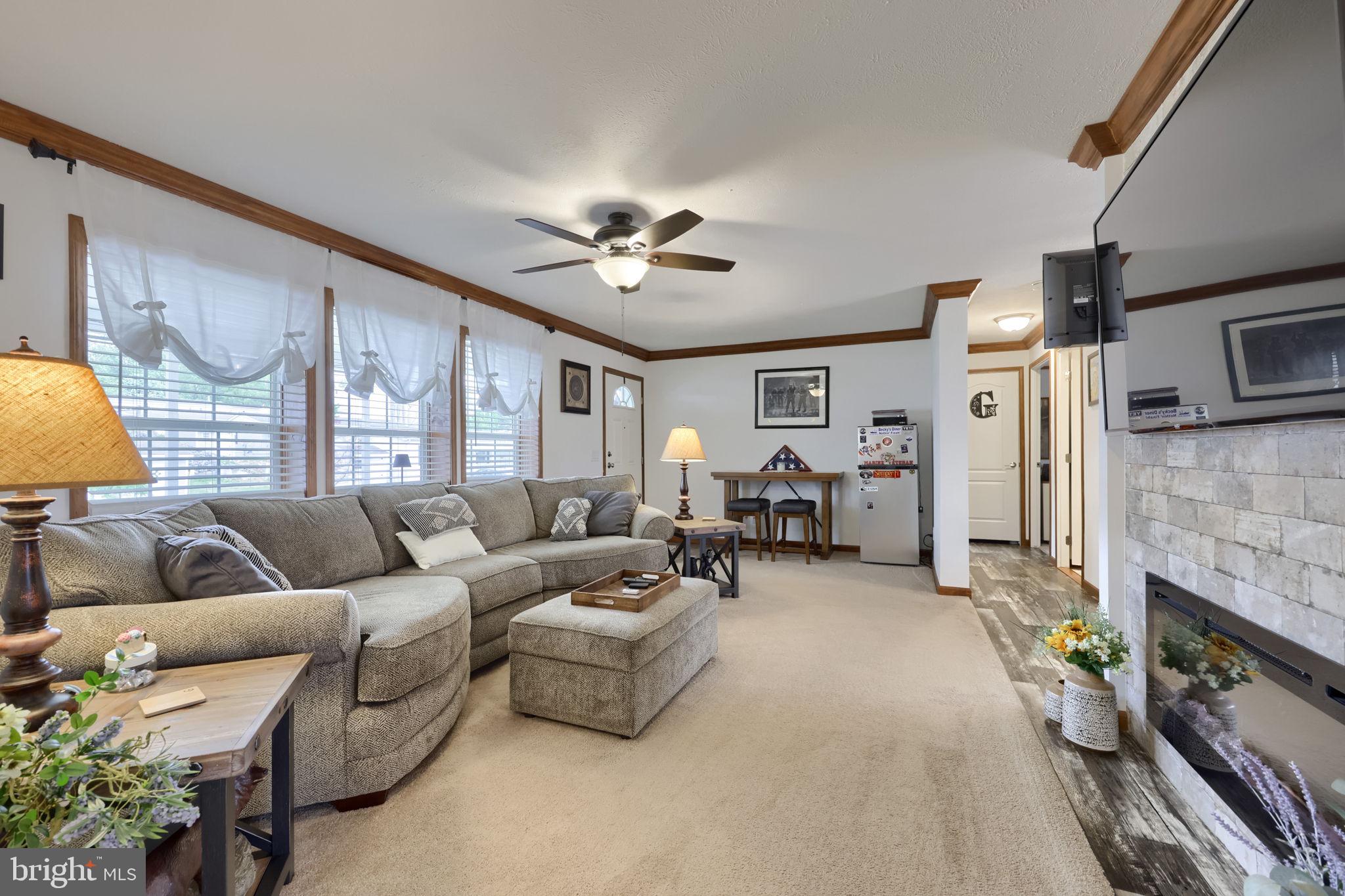 SUNSET ESTATES MHP - Residential