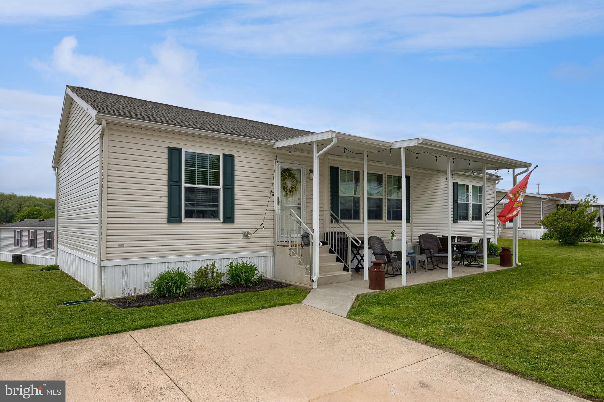 SUNSET ESTATES MHP - Residential