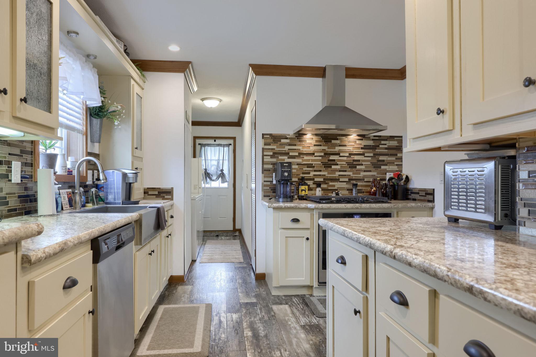 SUNSET ESTATES MHP - Residential