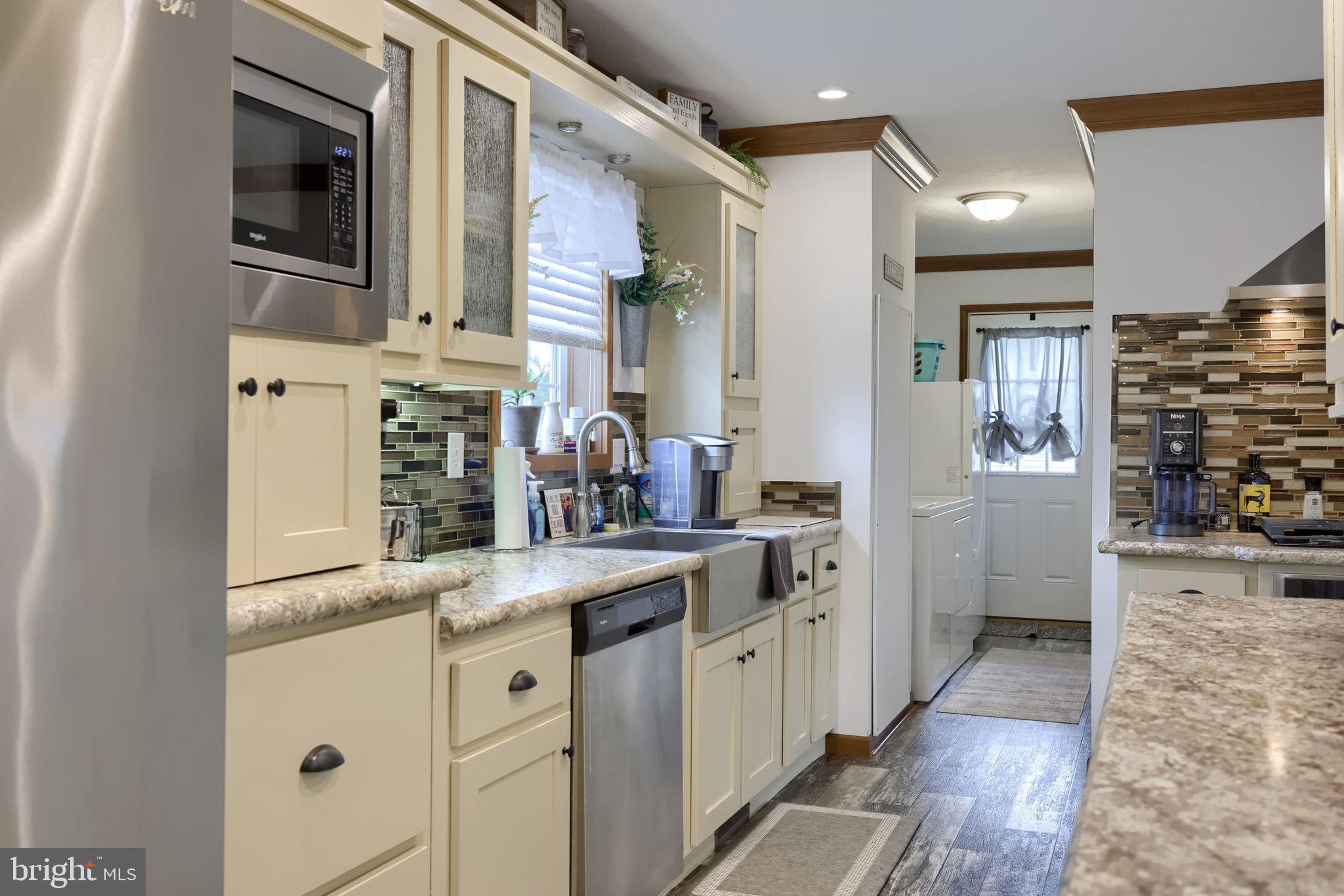 SUNSET ESTATES MHP - Residential