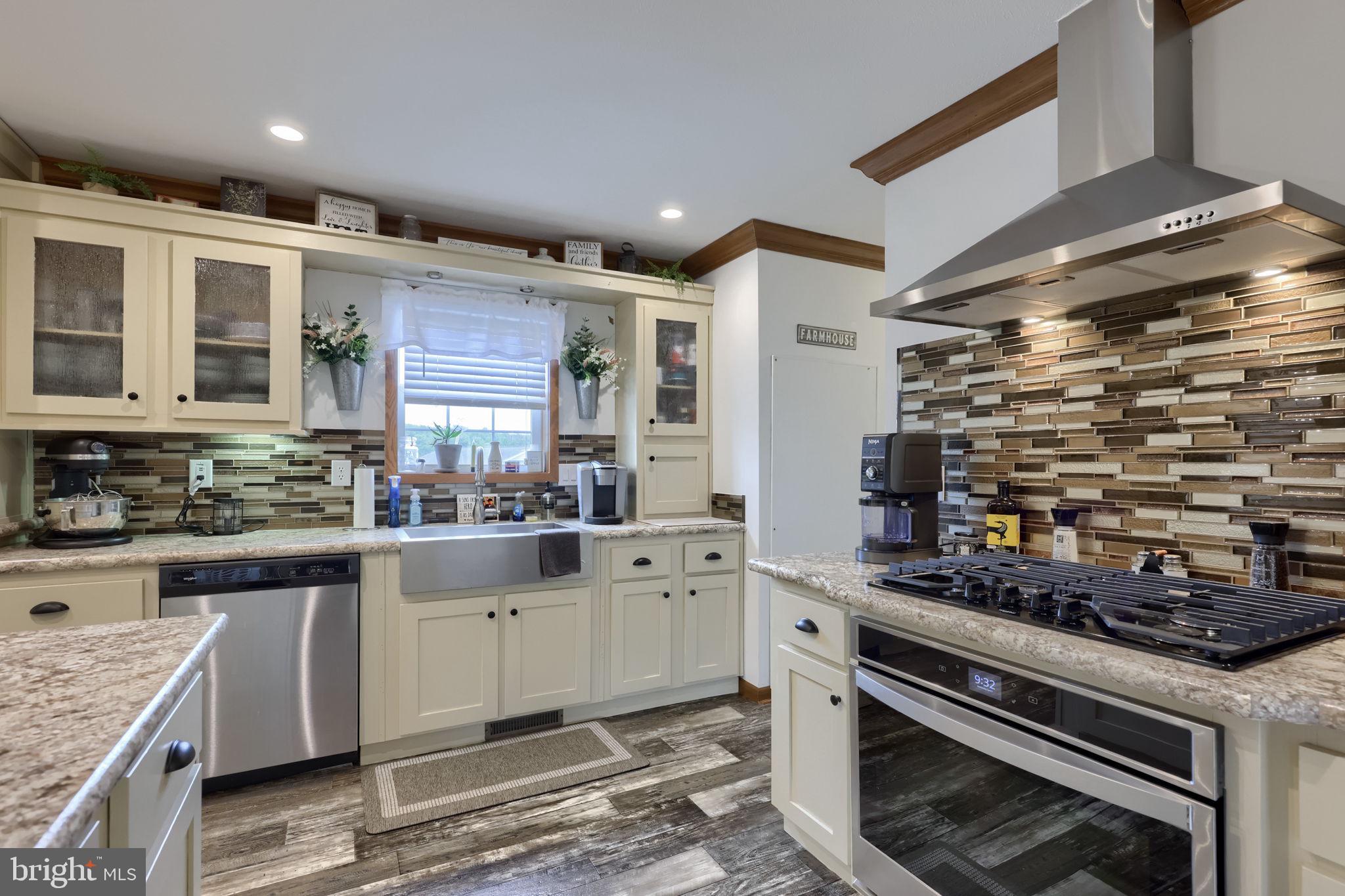 SUNSET ESTATES MHP - Residential
