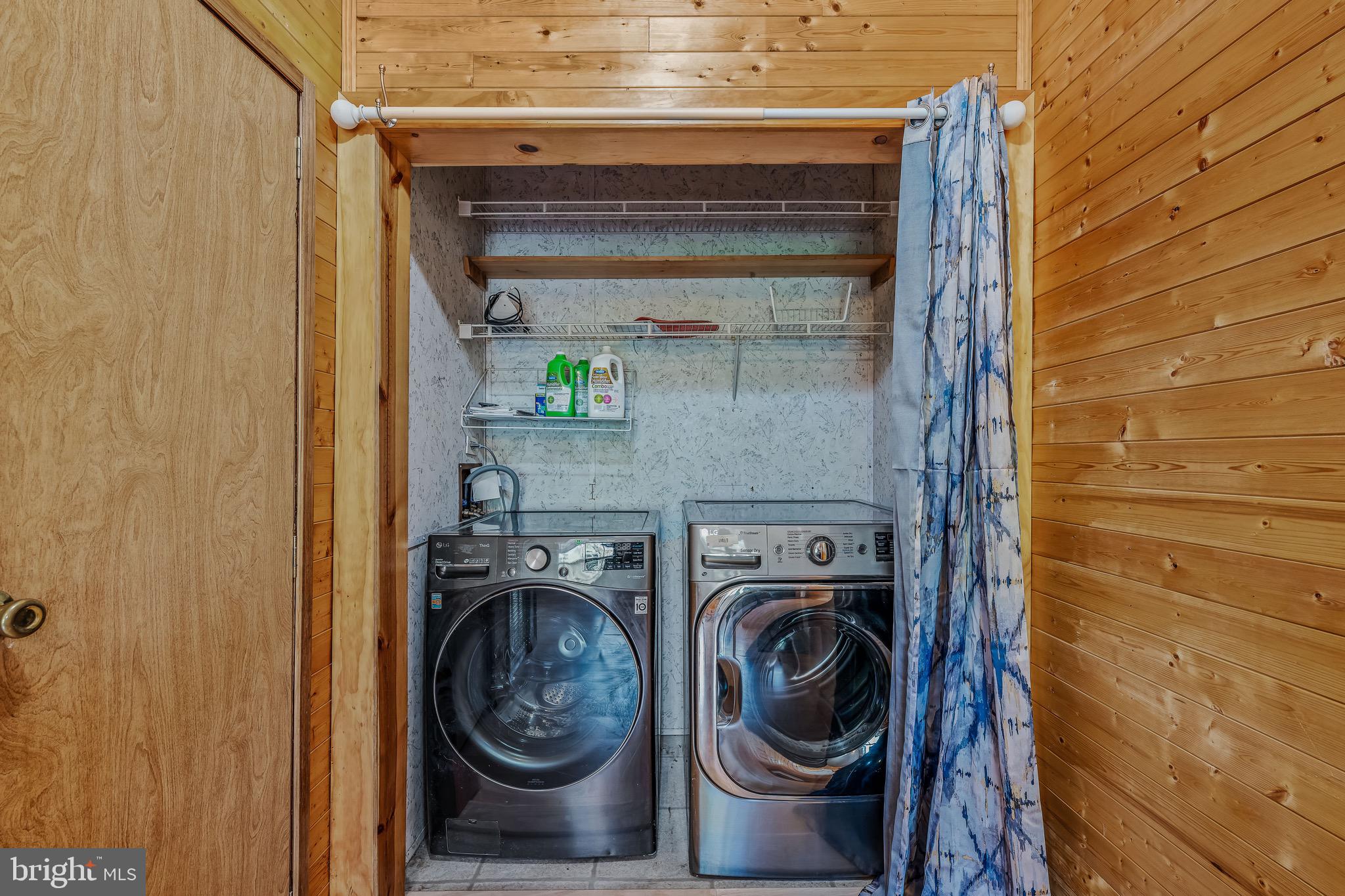 CEDAR RUN - Residential