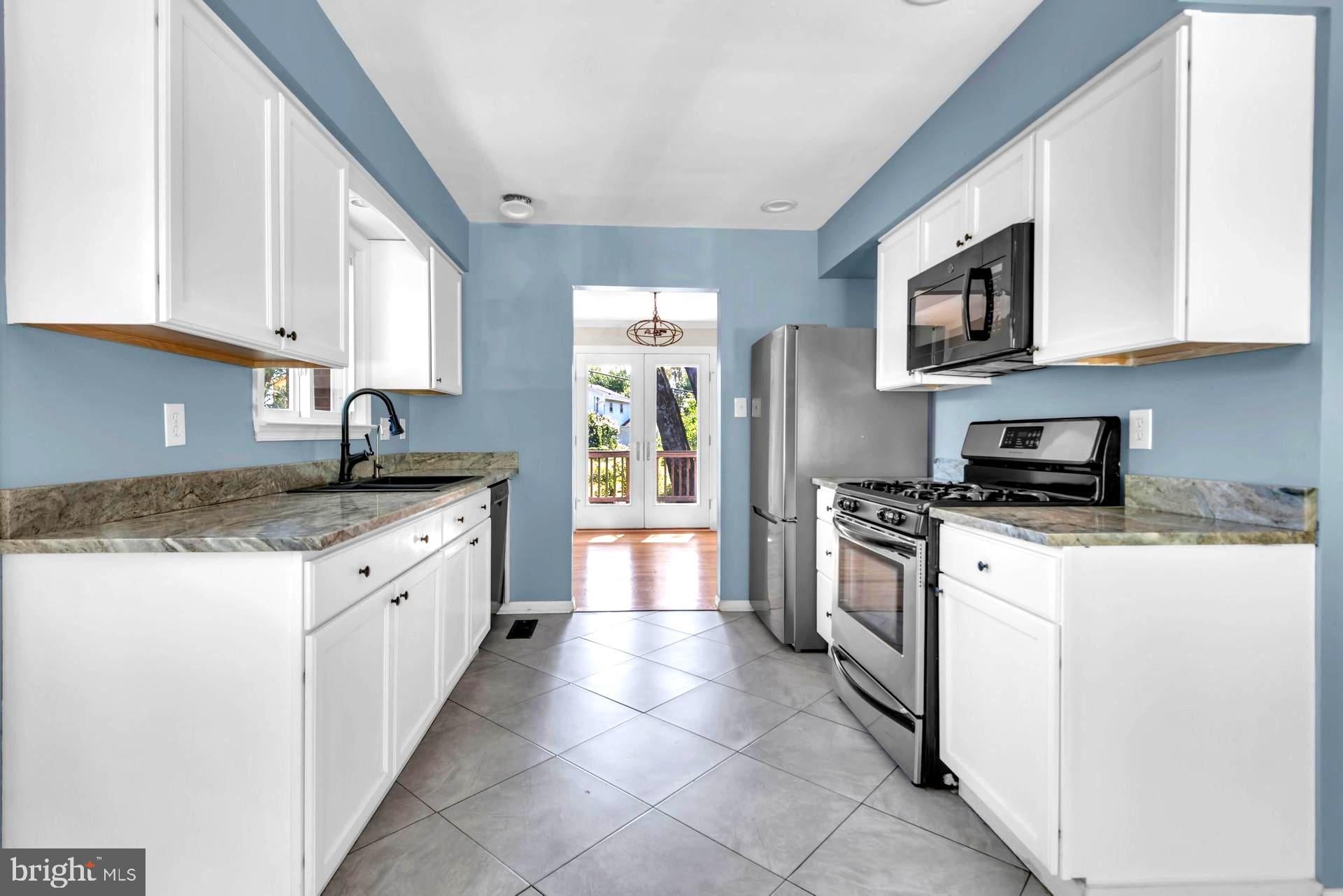 1430 CATLYN PLACE