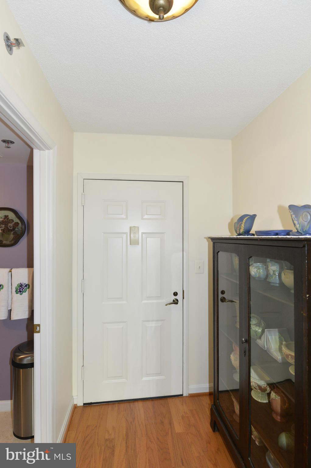 CARLYLE TOWERS - Residential Lease