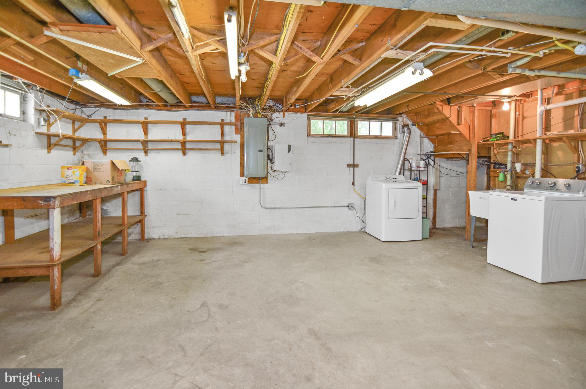 PERRING PARK - Residential