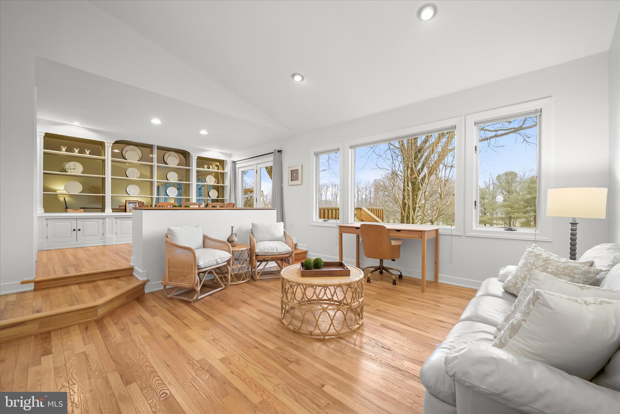 HOBBITS GLEN - Residential