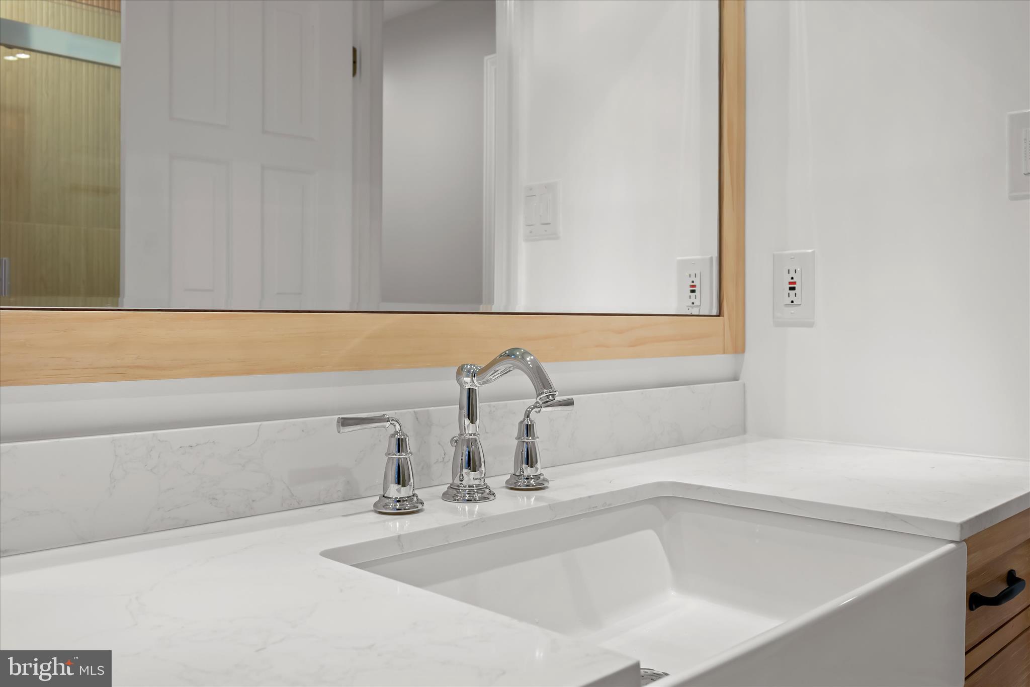 HOBBITS GLEN - Residential