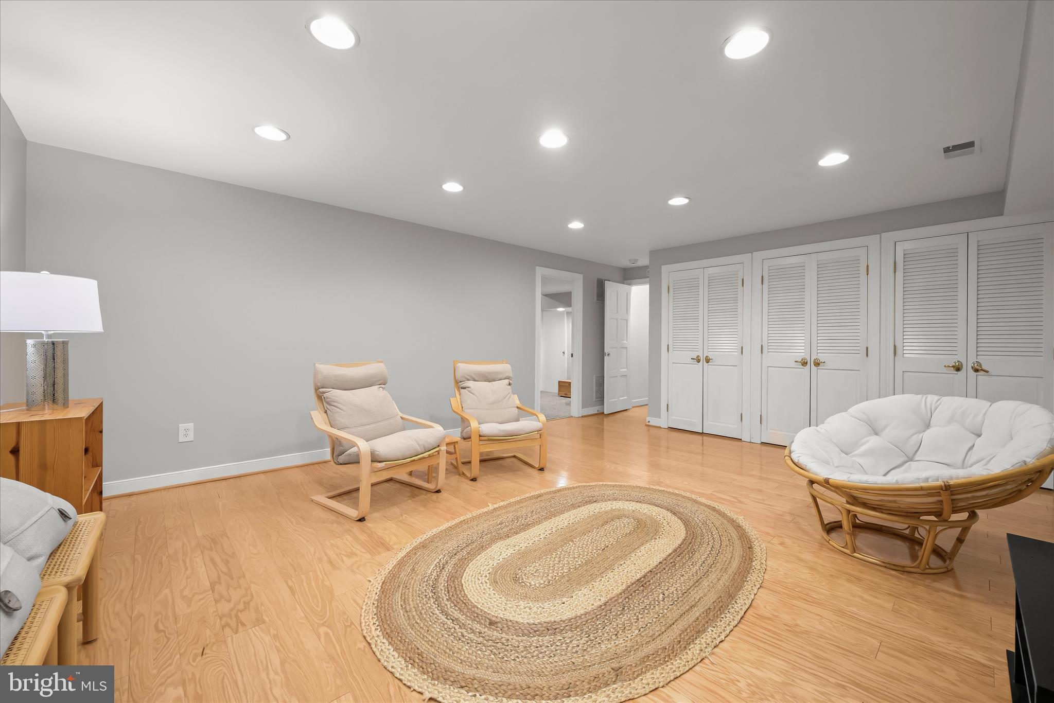 HOBBITS GLEN - Residential