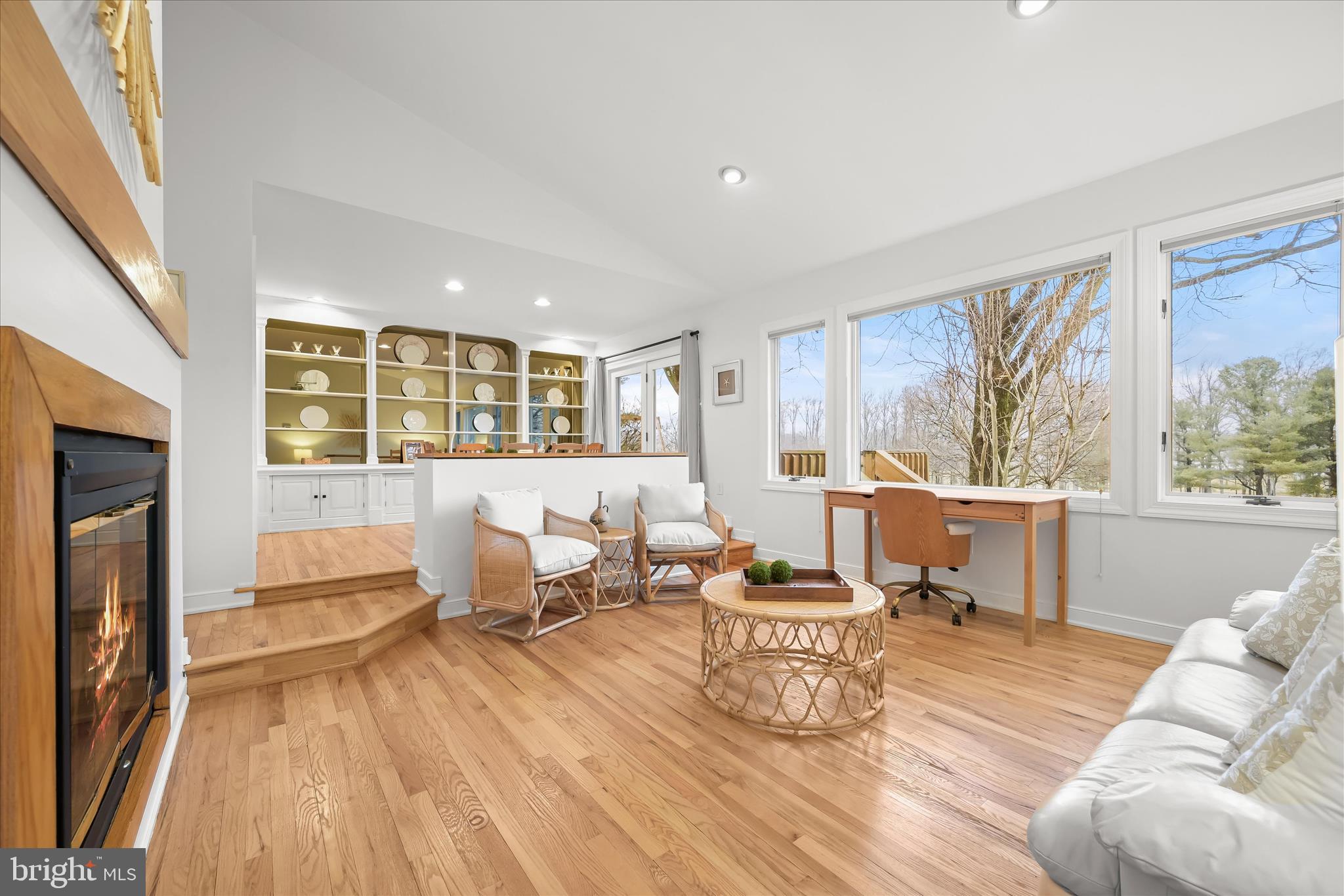 HOBBITS GLEN - Residential