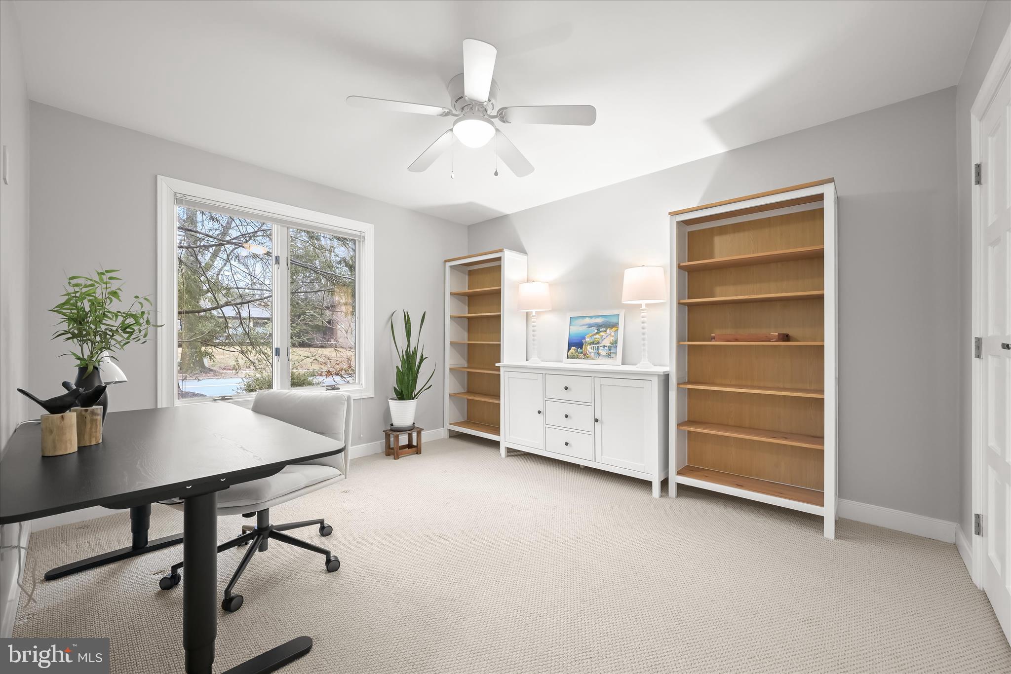 HOBBITS GLEN - Residential