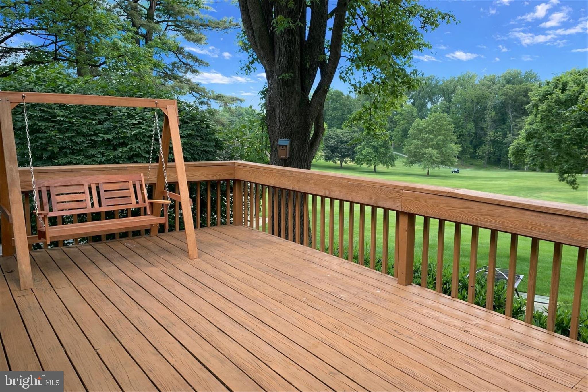 HOBBITS GLEN - Residential