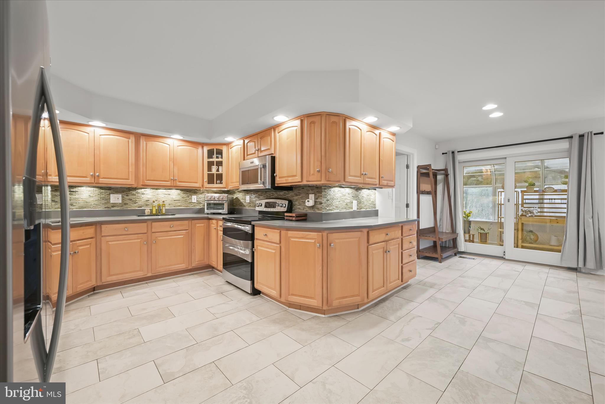 HOBBITS GLEN - Residential