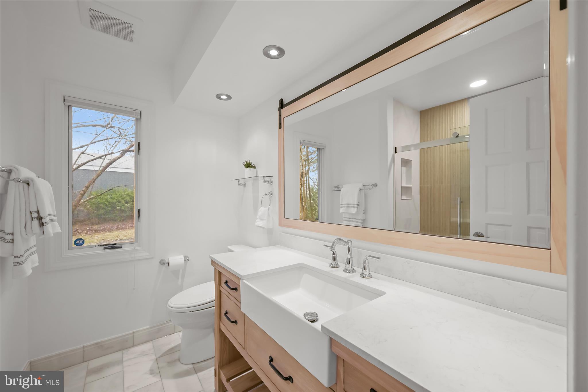 HOBBITS GLEN - Residential