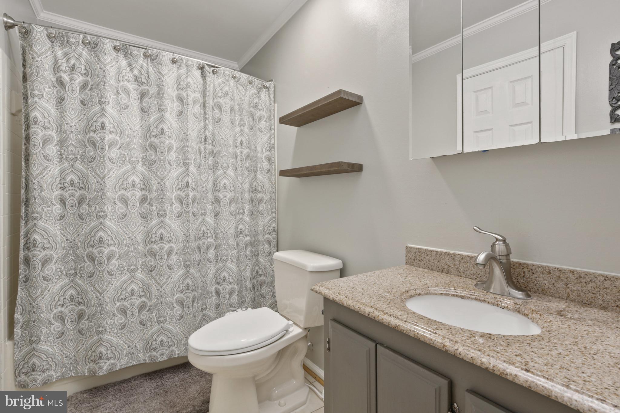 TARTAN HILL - Residential