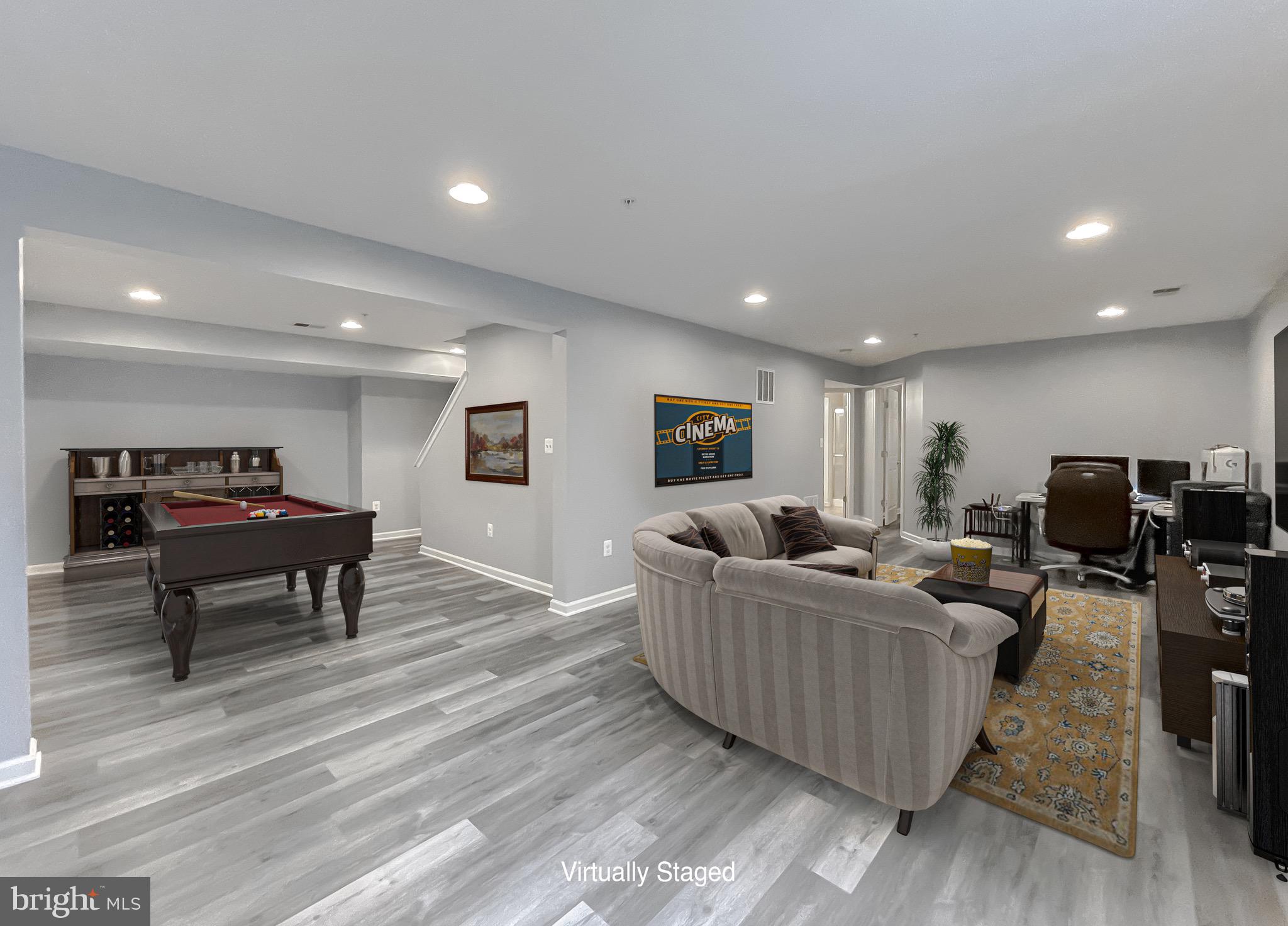 WESTBURY WEST - Residential