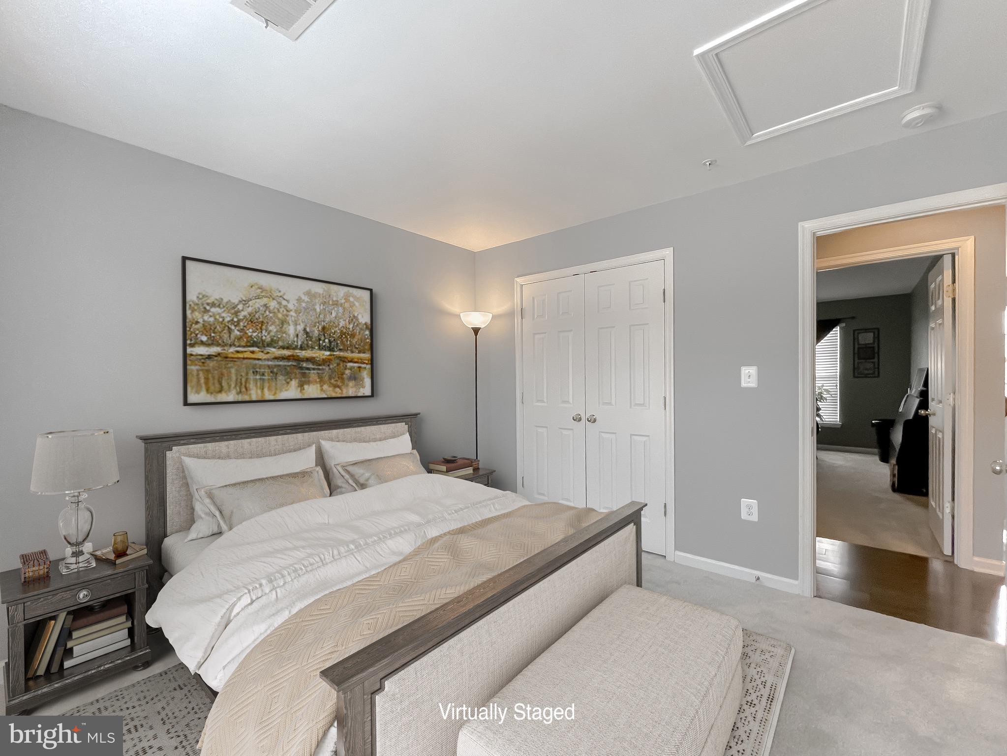 WESTBURY WEST - Residential