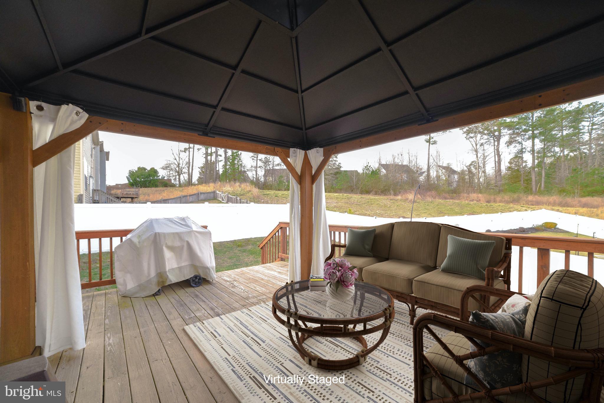 WESTBURY WEST - Residential