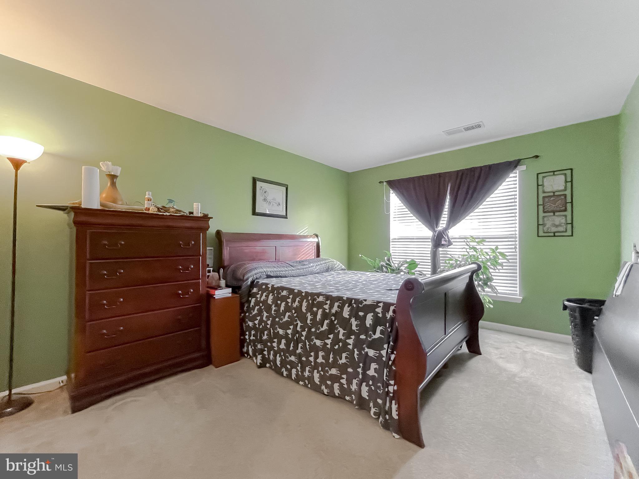 WESTBURY WEST - Residential