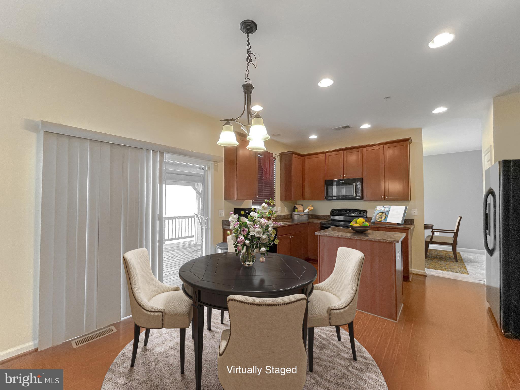 WESTBURY WEST - Residential