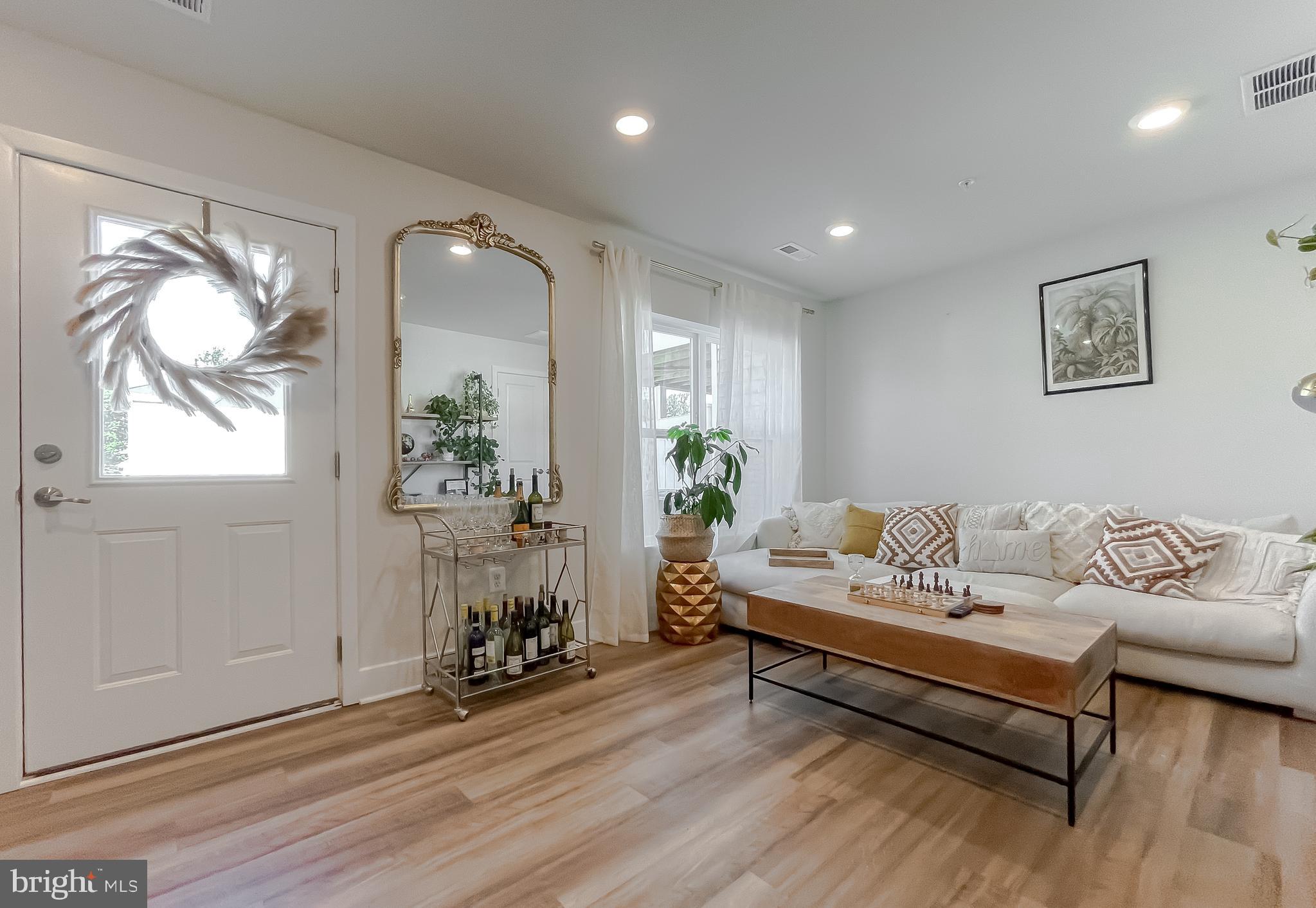 STONEHAVEN - Residential