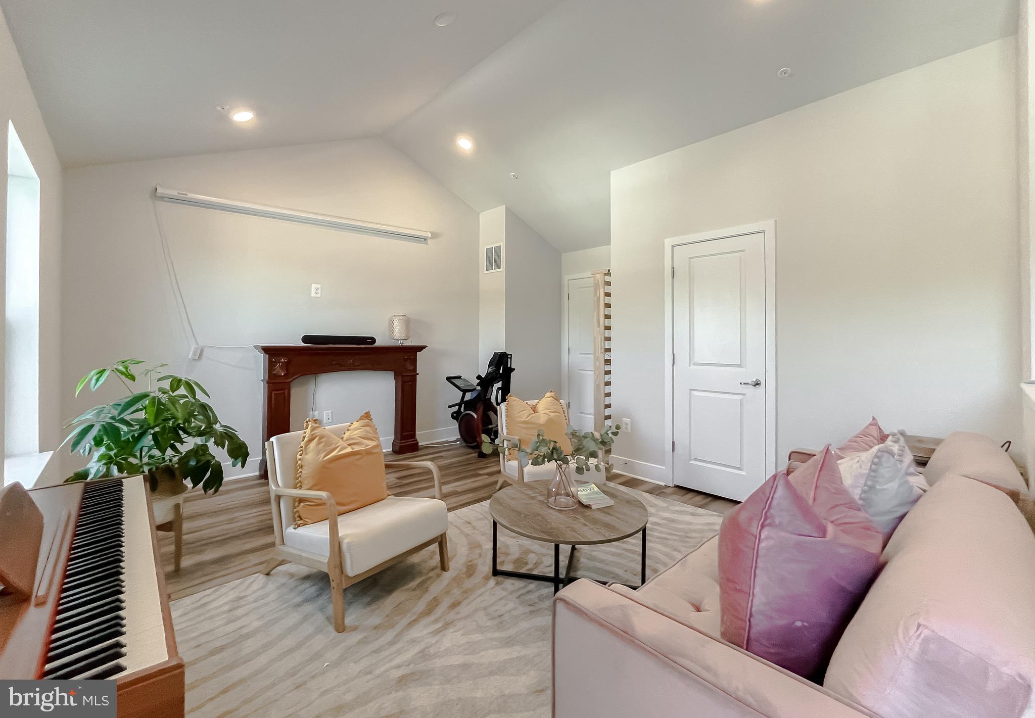 STONEHAVEN - Residential