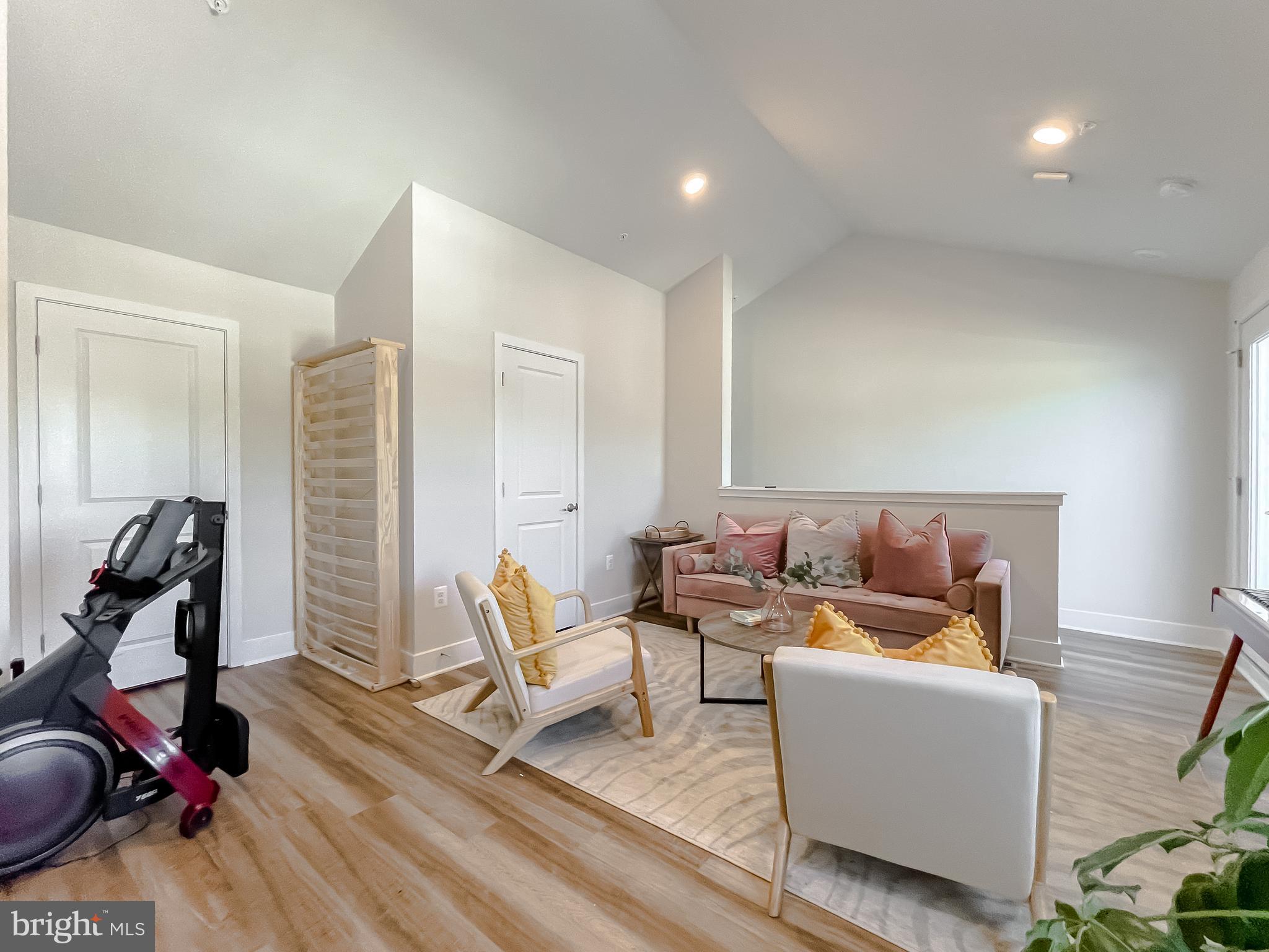 STONEHAVEN - Residential