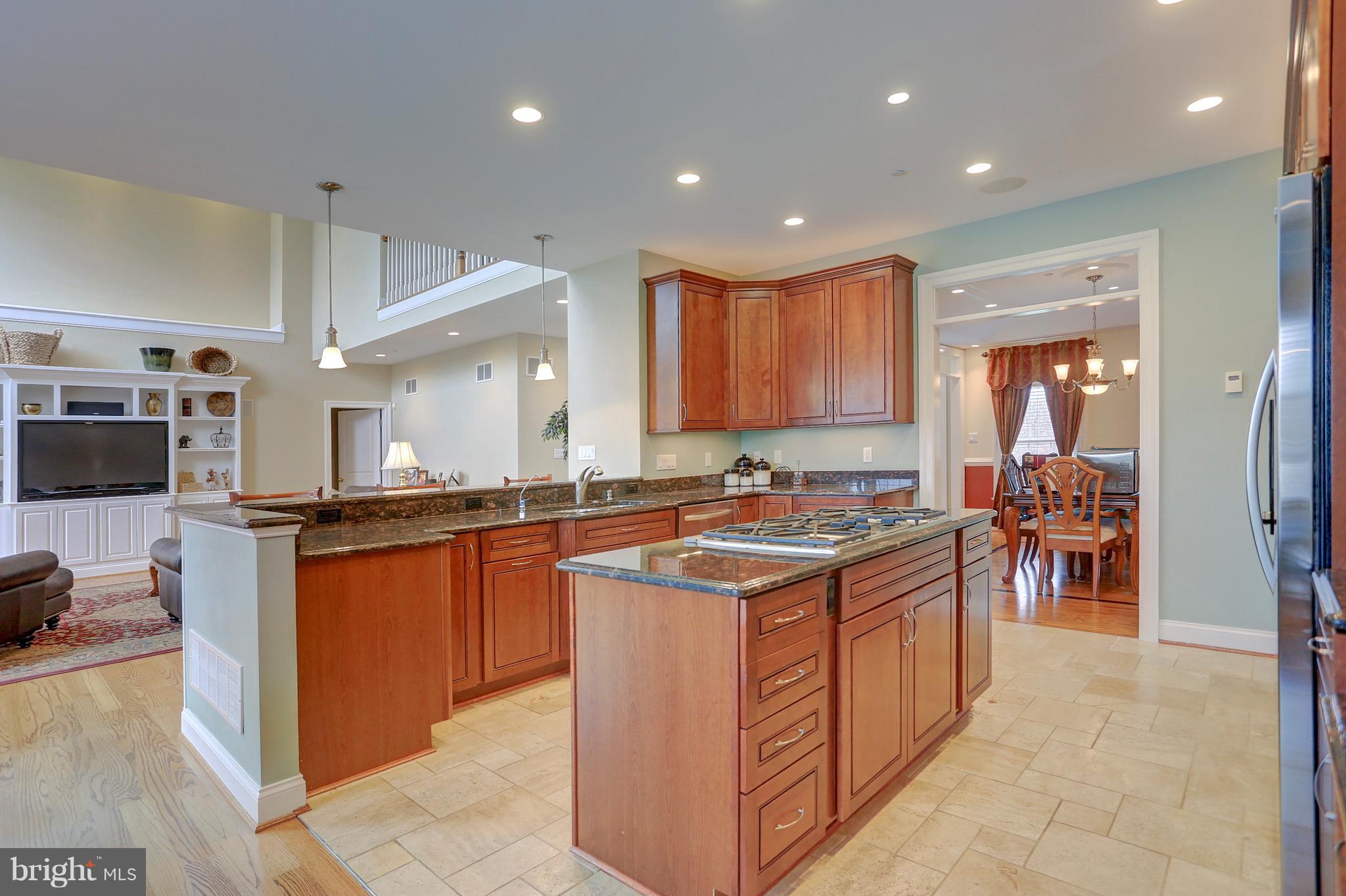 CAROLINES CROSSING - Residential