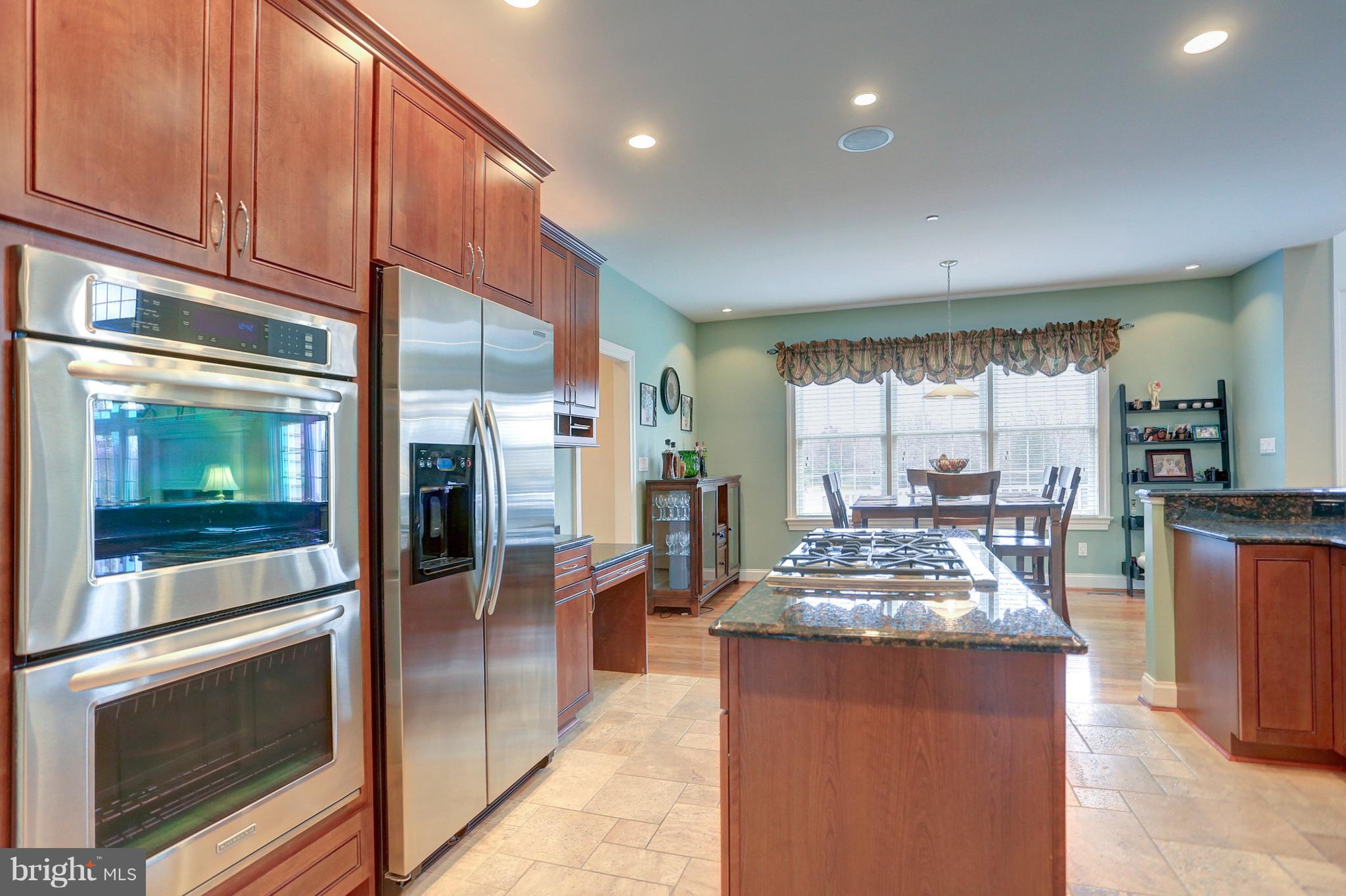 CAROLINES CROSSING - Residential