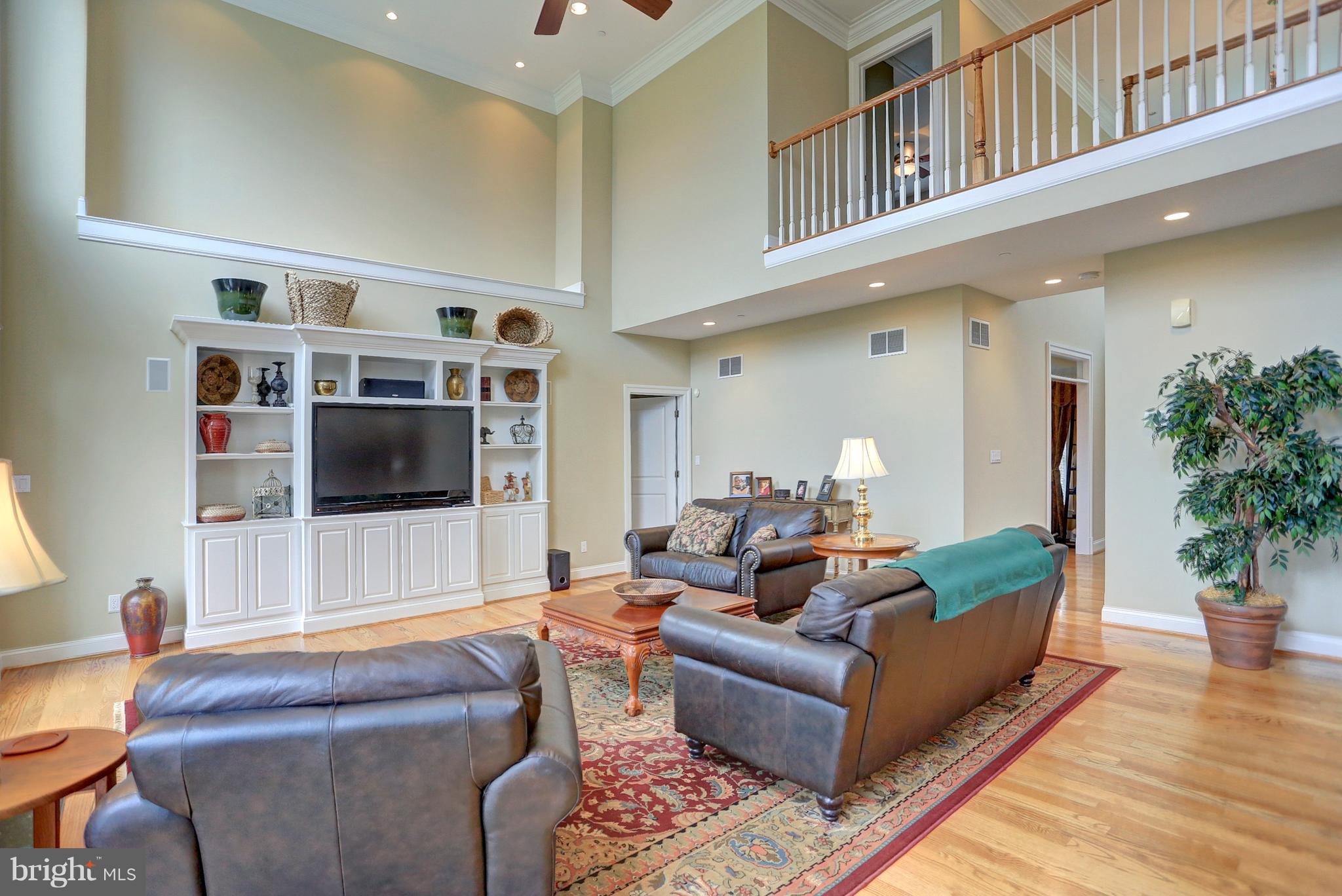 CAROLINES CROSSING - Residential