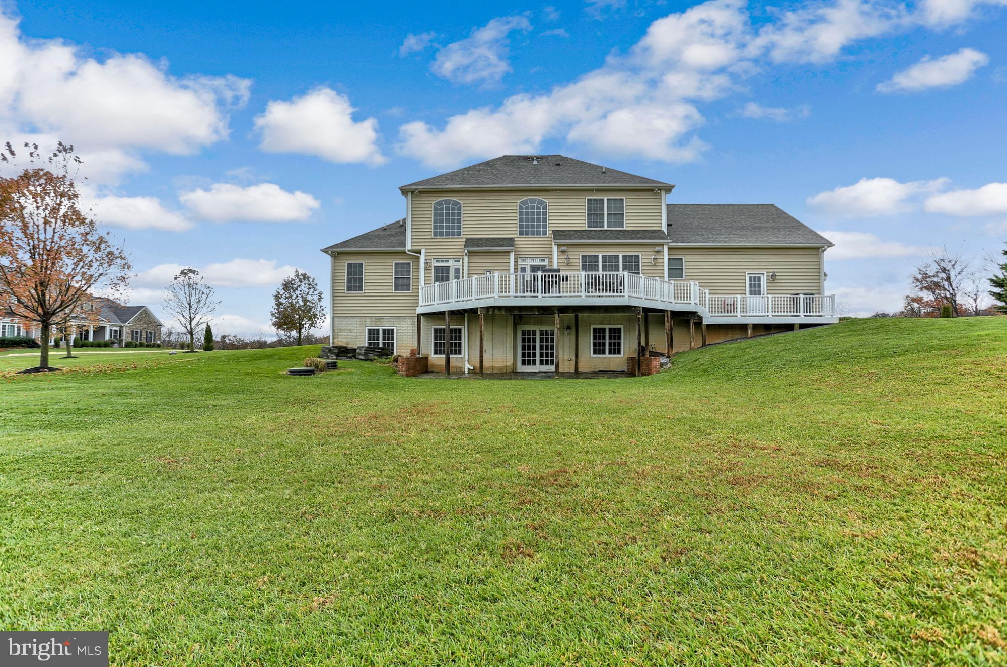 CAROLINES CROSSING - Residential