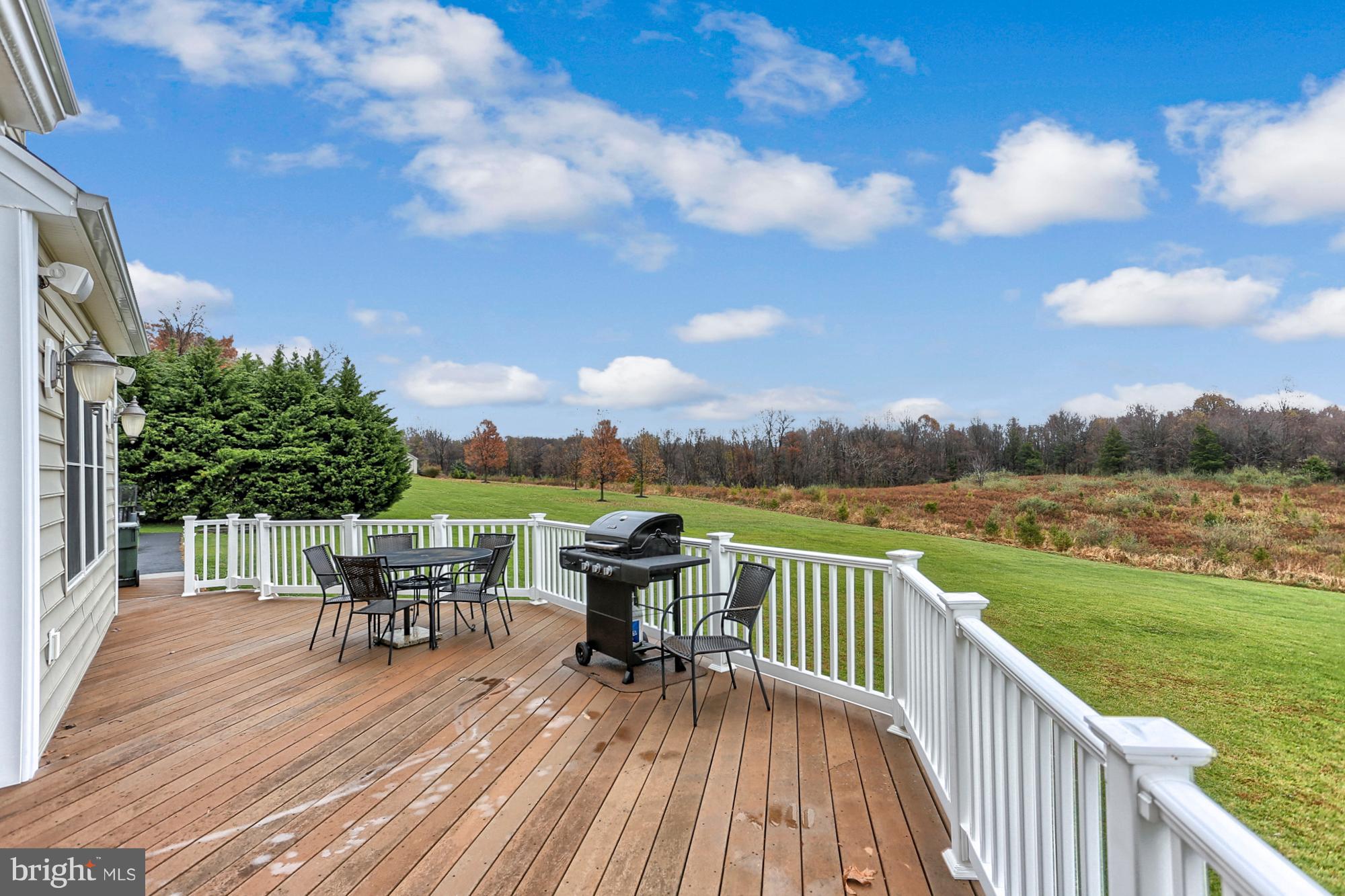 CAROLINES CROSSING - Residential