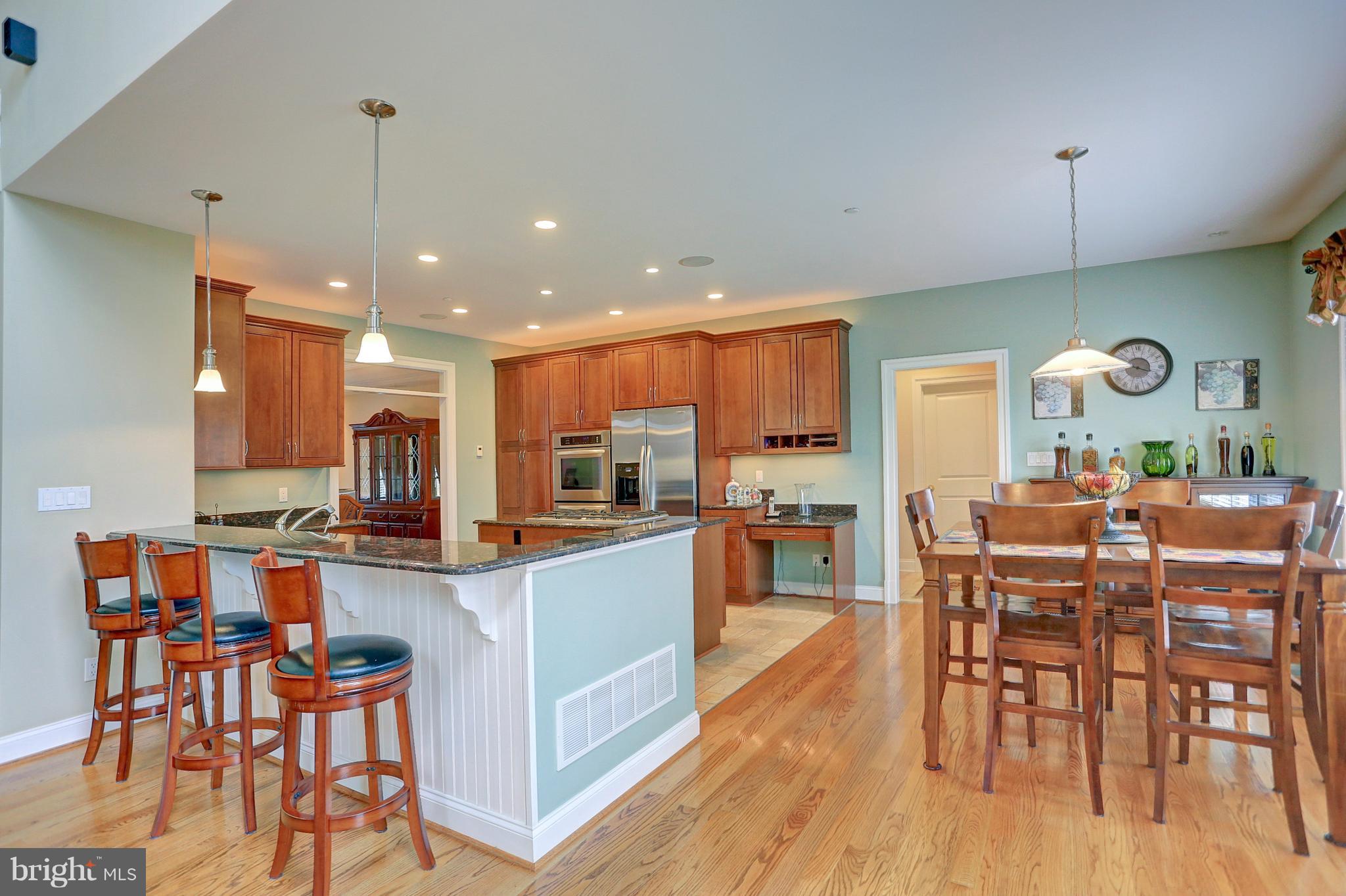 CAROLINES CROSSING - Residential