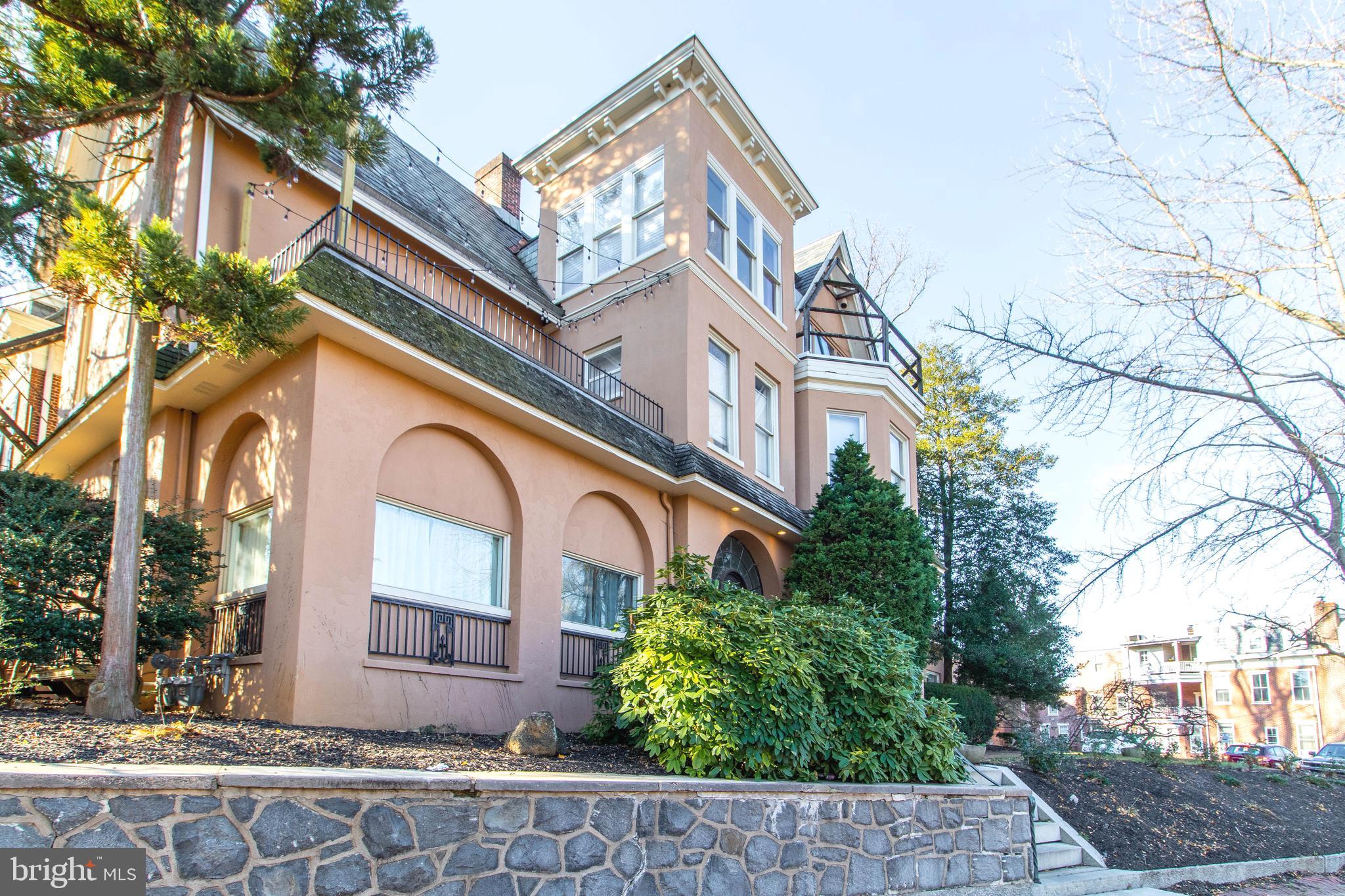 TROLLEY SQUARE - Residential Lease