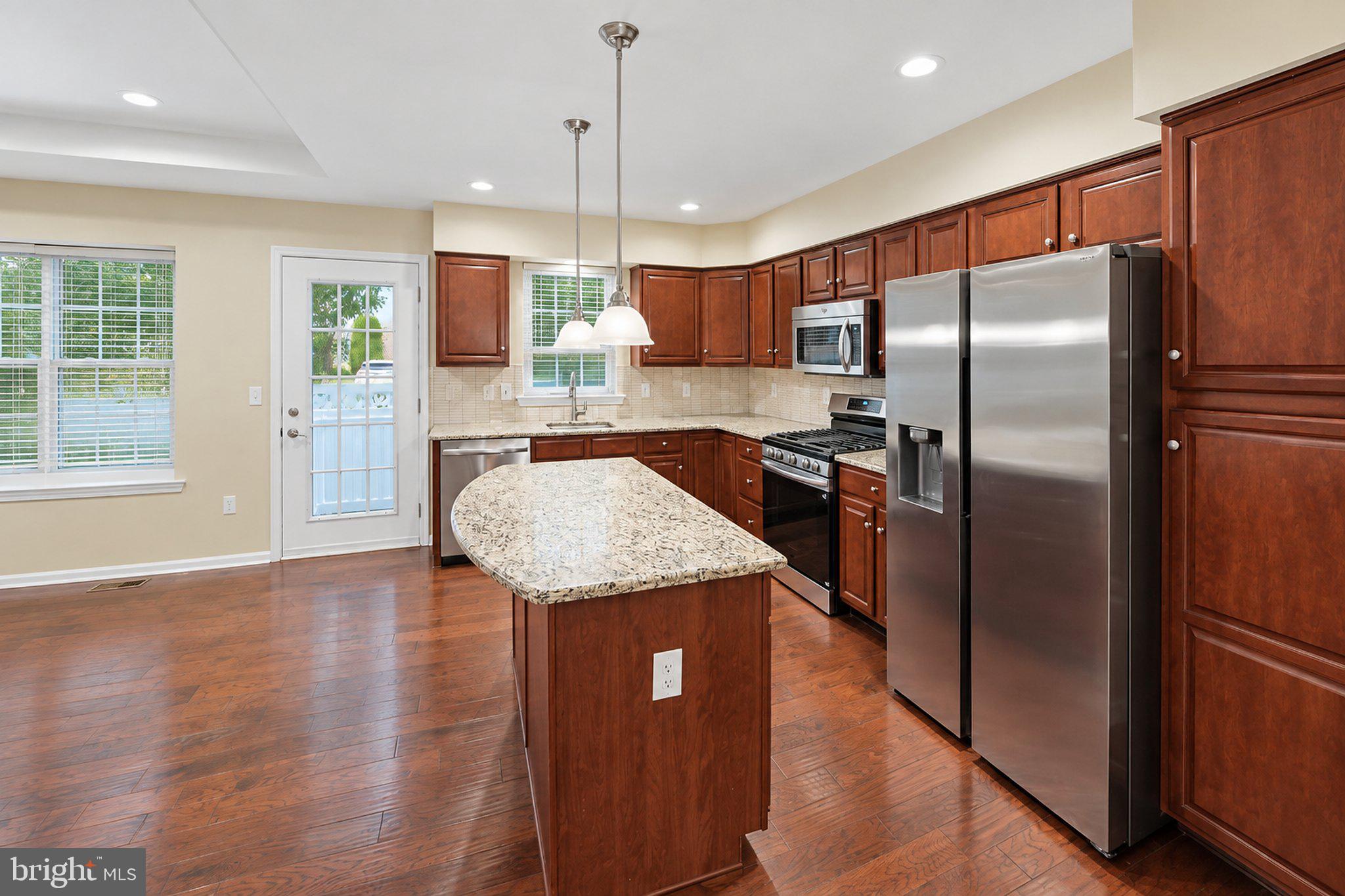 2601 LEXINGTON MEWS