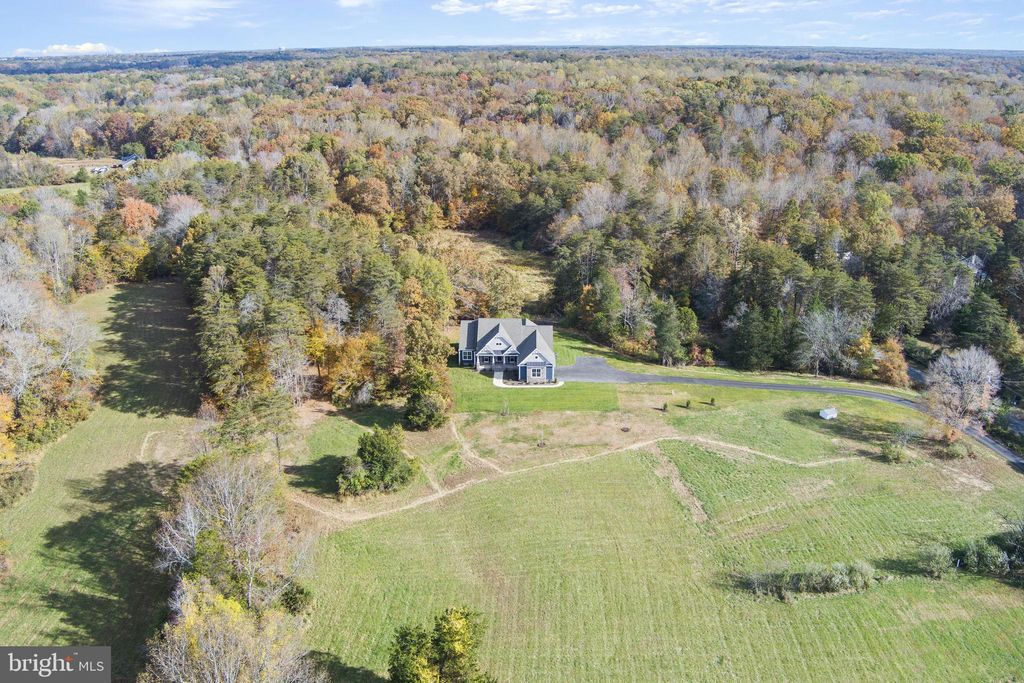 Photo of 9010 Doves Lane, MANASSAS, VA 20112 (MLS # VAPW2106924)