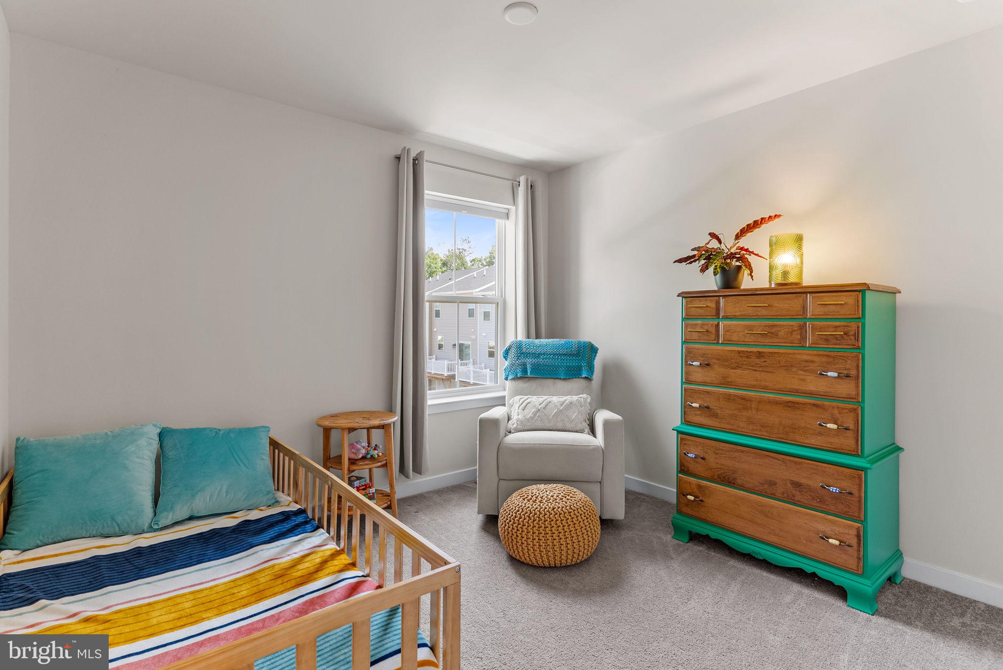 LANTERN RIDGE - Residential