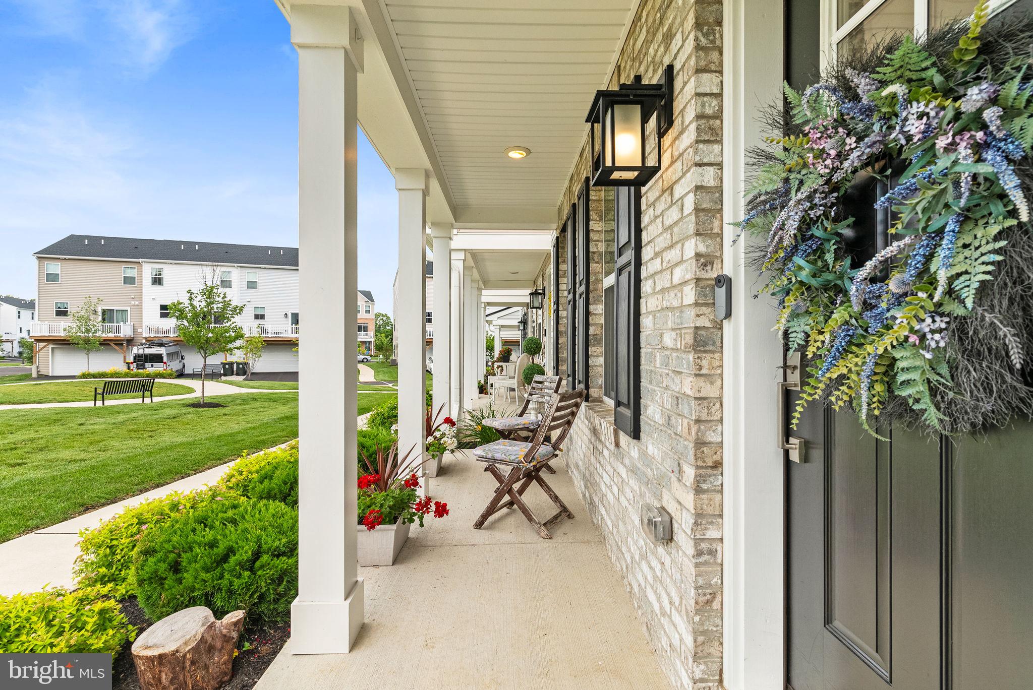 LANTERN RIDGE - Residential