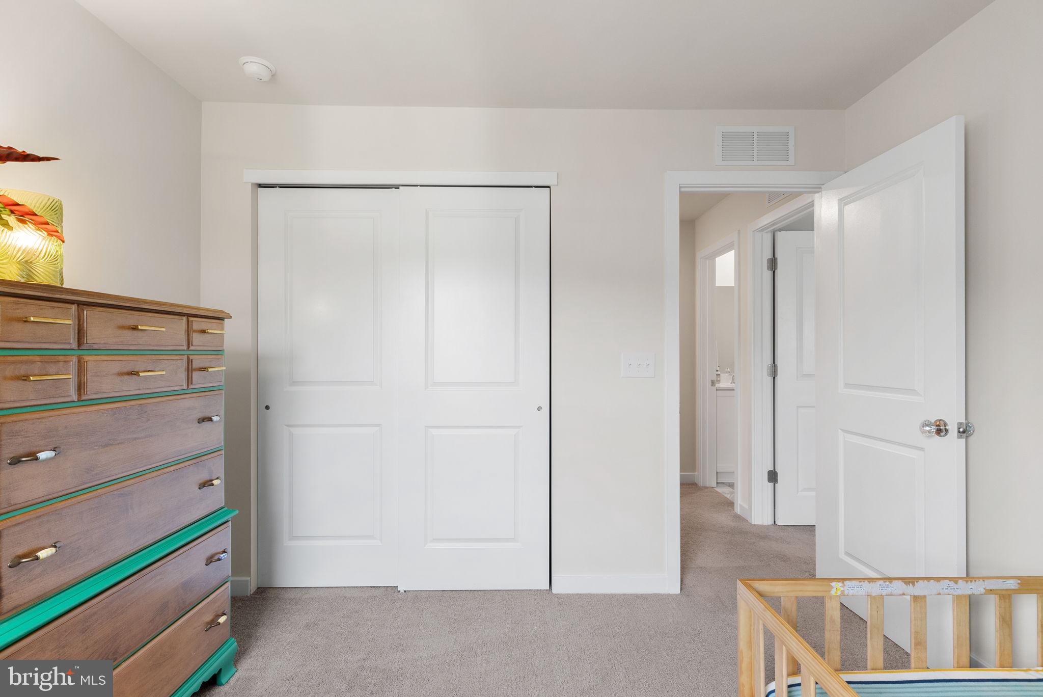 LANTERN RIDGE - Residential