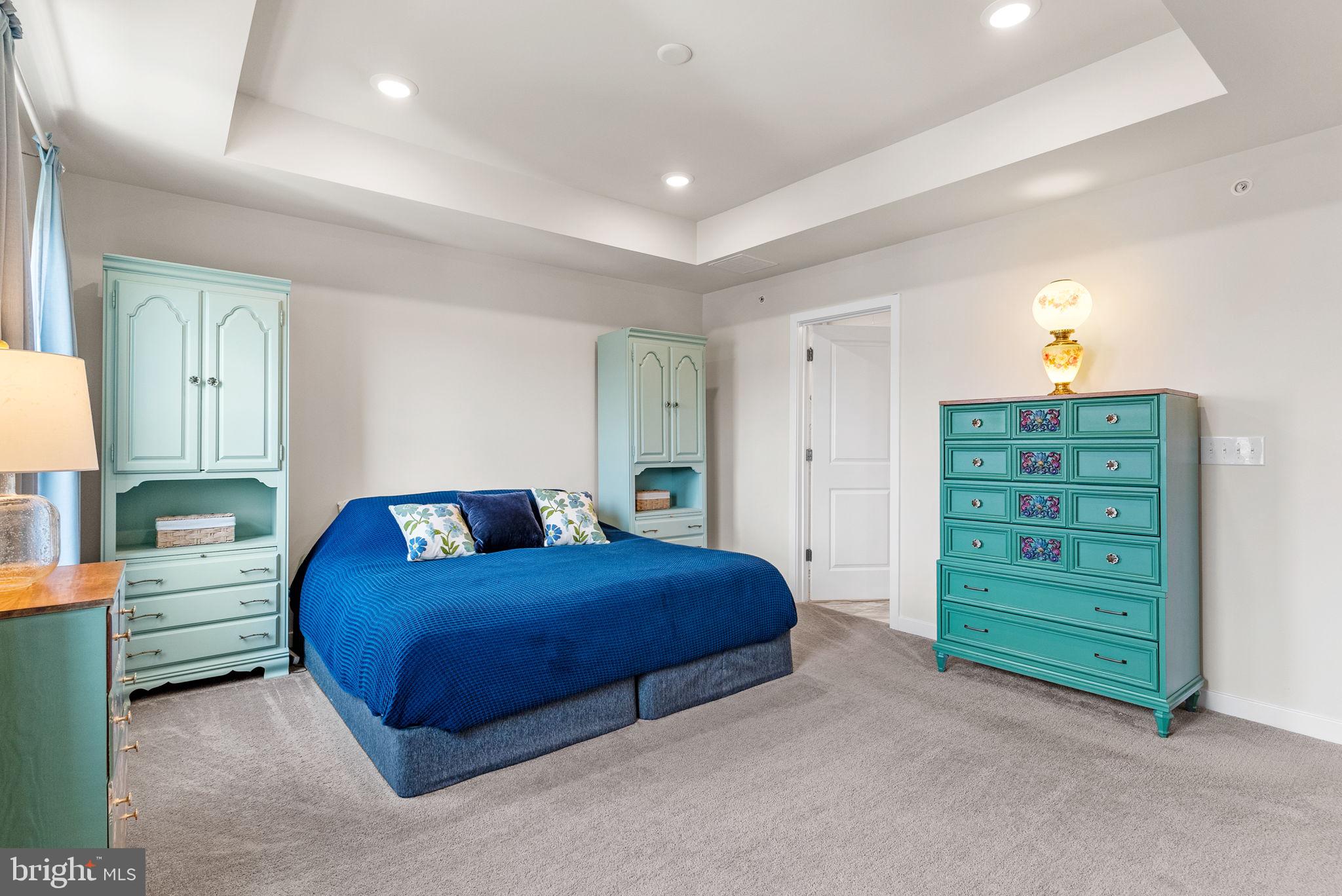 LANTERN RIDGE - Residential