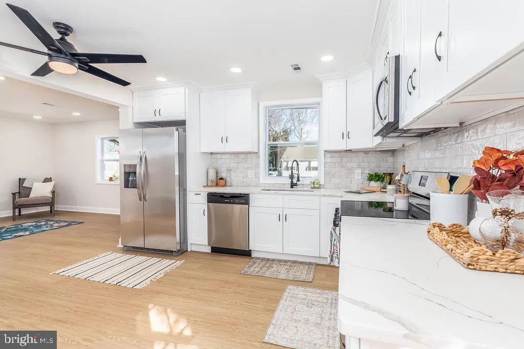 Salisbury, Maryland 21804, United States, 3 Bedrooms Bedrooms, ,2 BathroomsBathrooms,Residential,Contingent,80703