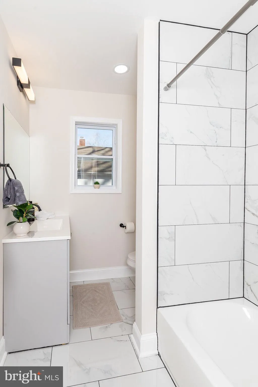 Salisbury, Maryland 21804, United States, 3 Bedrooms Bedrooms, ,2 BathroomsBathrooms,Residential,Contingent,80703