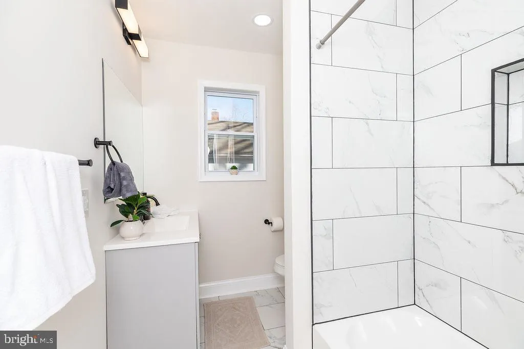 Salisbury, Maryland 21804, United States, 3 Bedrooms Bedrooms, ,2 BathroomsBathrooms,Residential,Contingent,80703