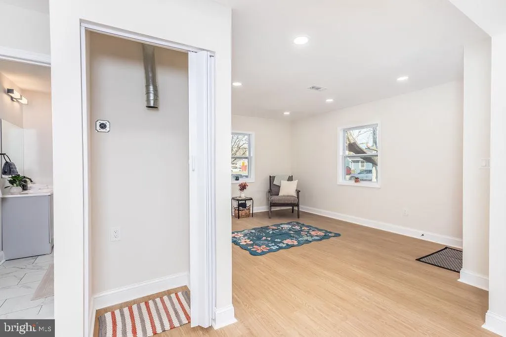 Salisbury, Maryland 21804, United States, 3 Bedrooms Bedrooms, ,2 BathroomsBathrooms,Residential,Contingent,80703