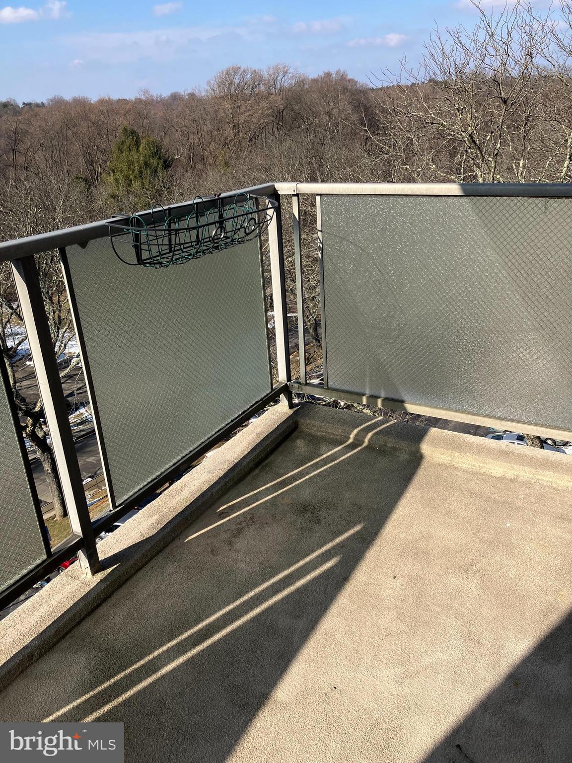 OAK HILL - Residential