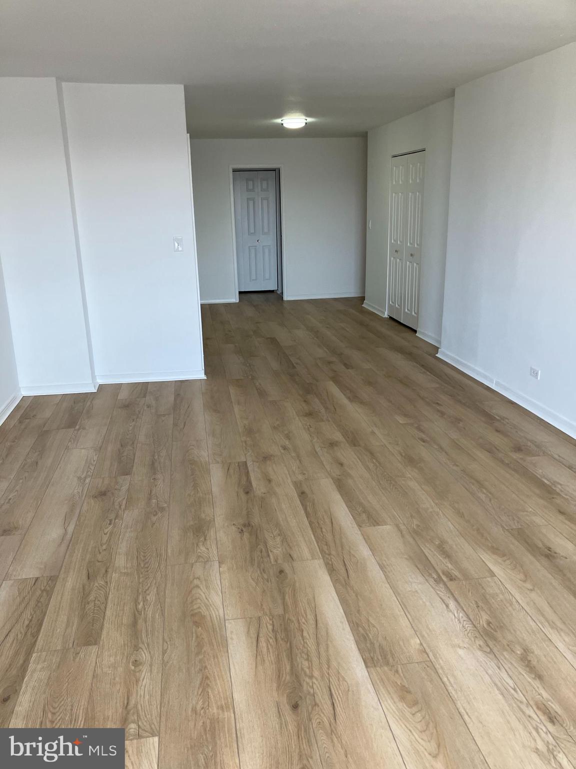 OAK HILL - Residential