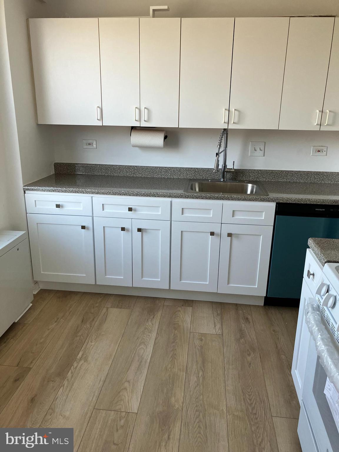 OAK HILL - Residential