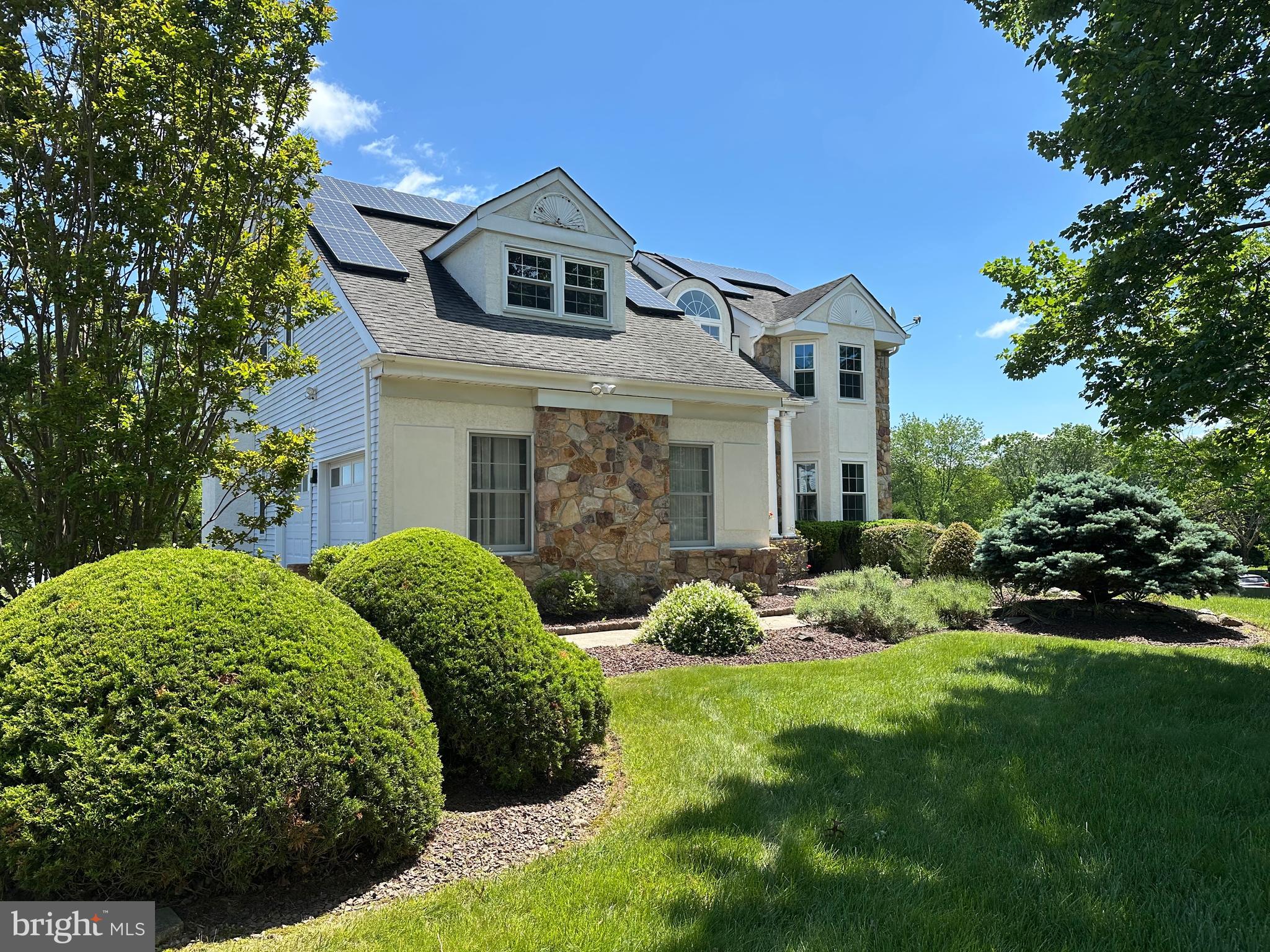 55 W WINDROSE DRIVE