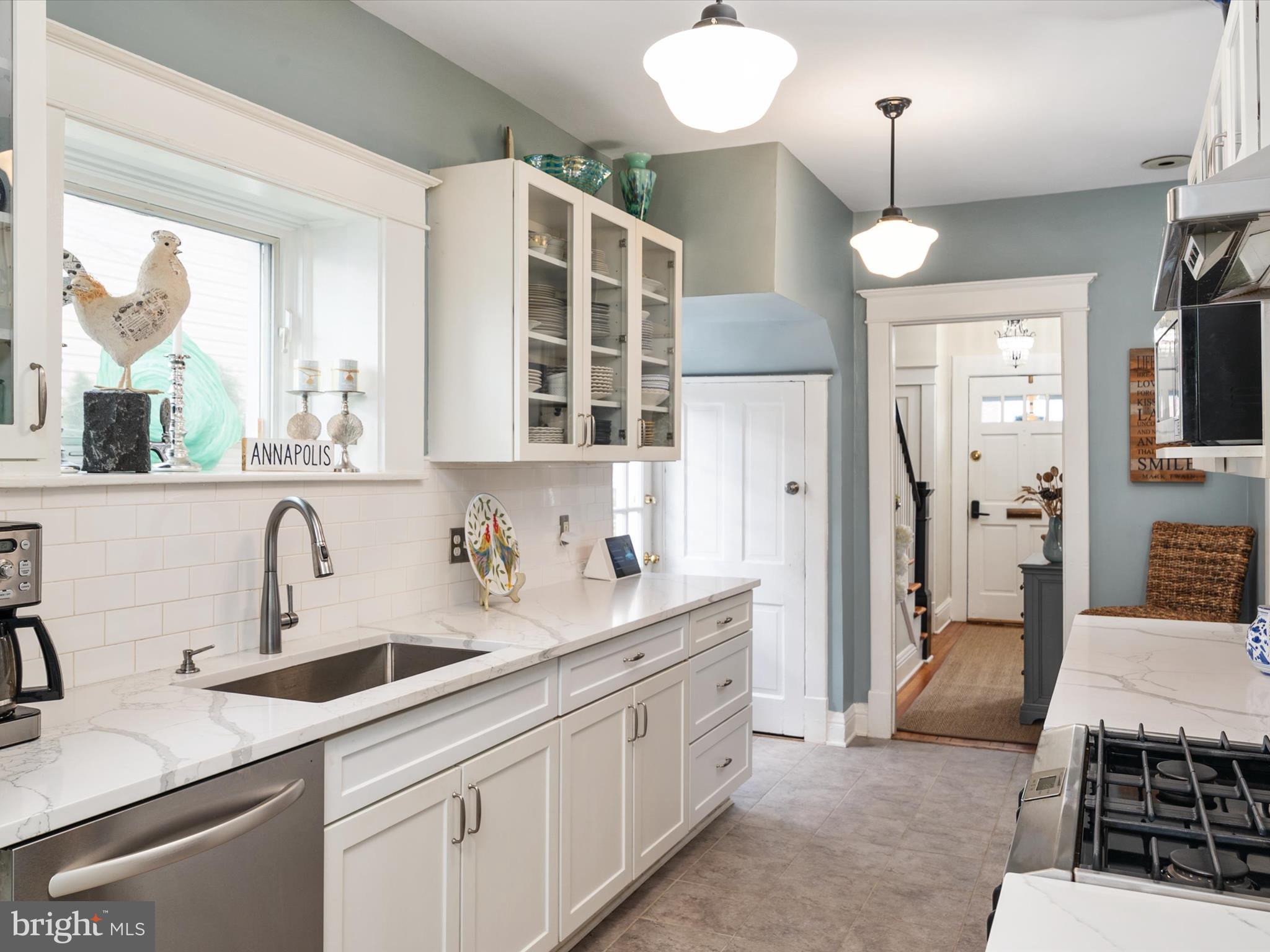 MURRAY HILL - Residential