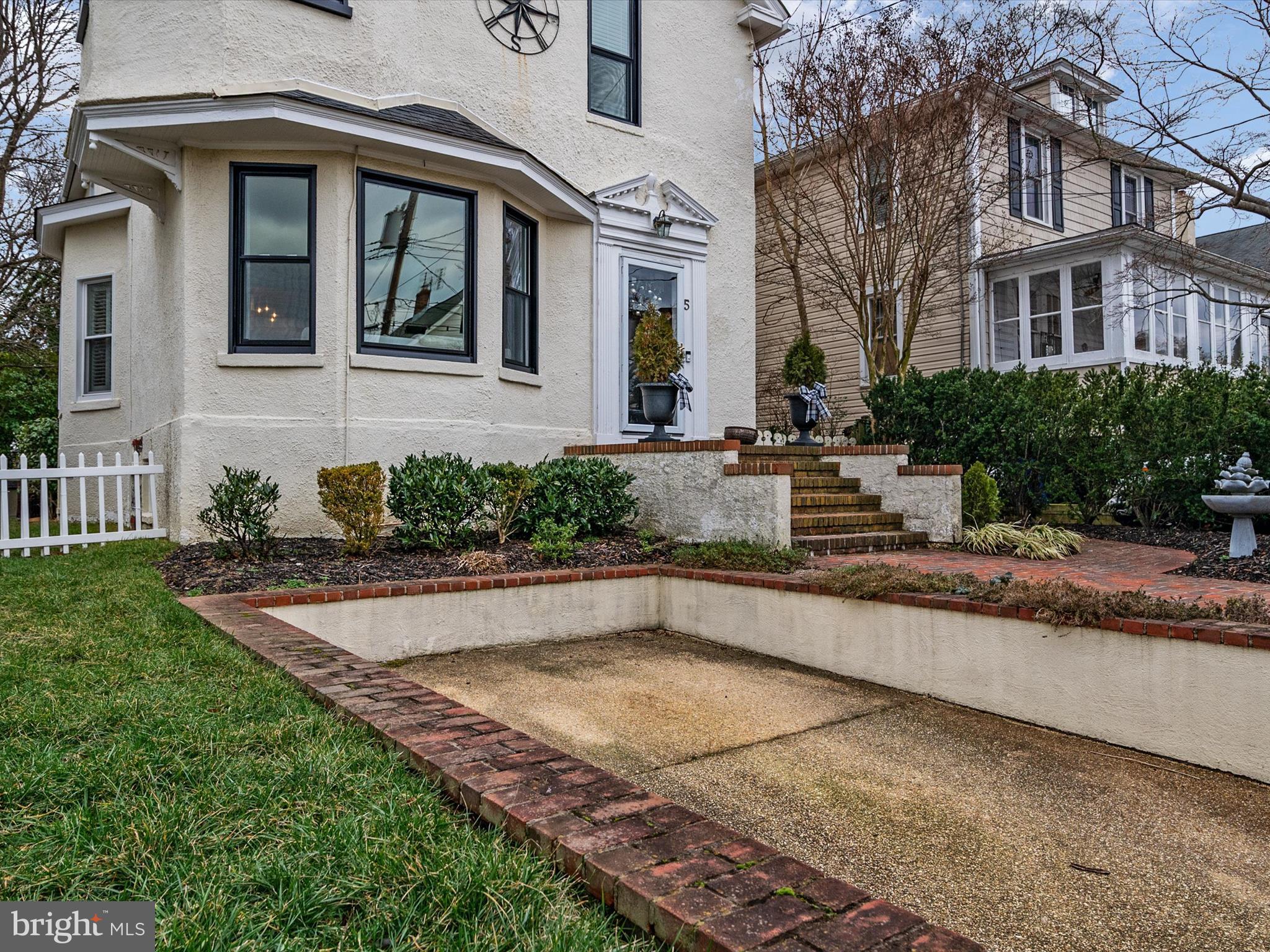 MURRAY HILL - Residential